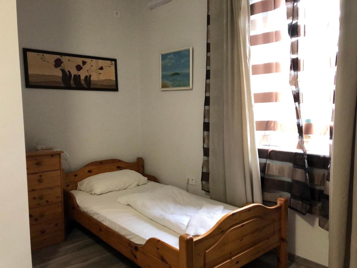 Három Tarka Macska Apartmanok