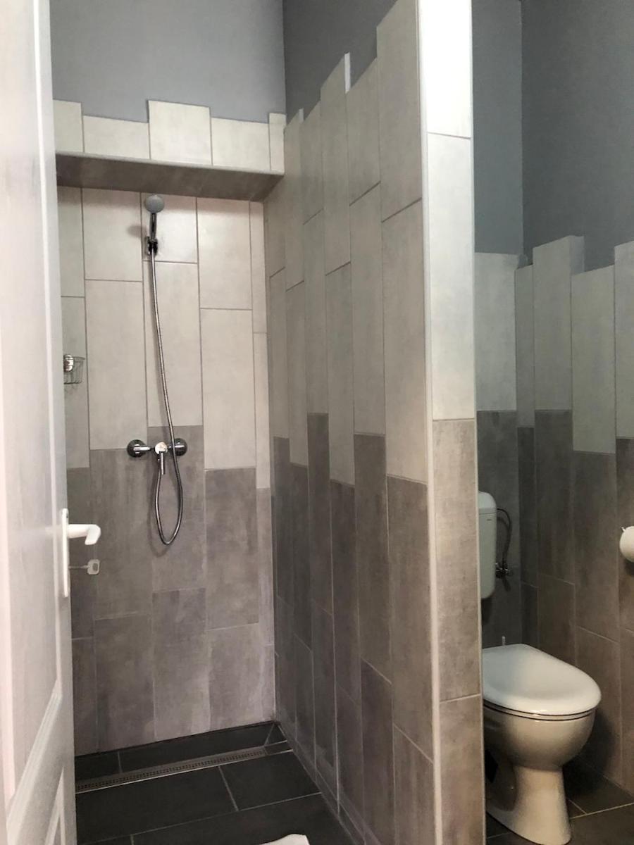 Három Tarka Macska Apartmanok