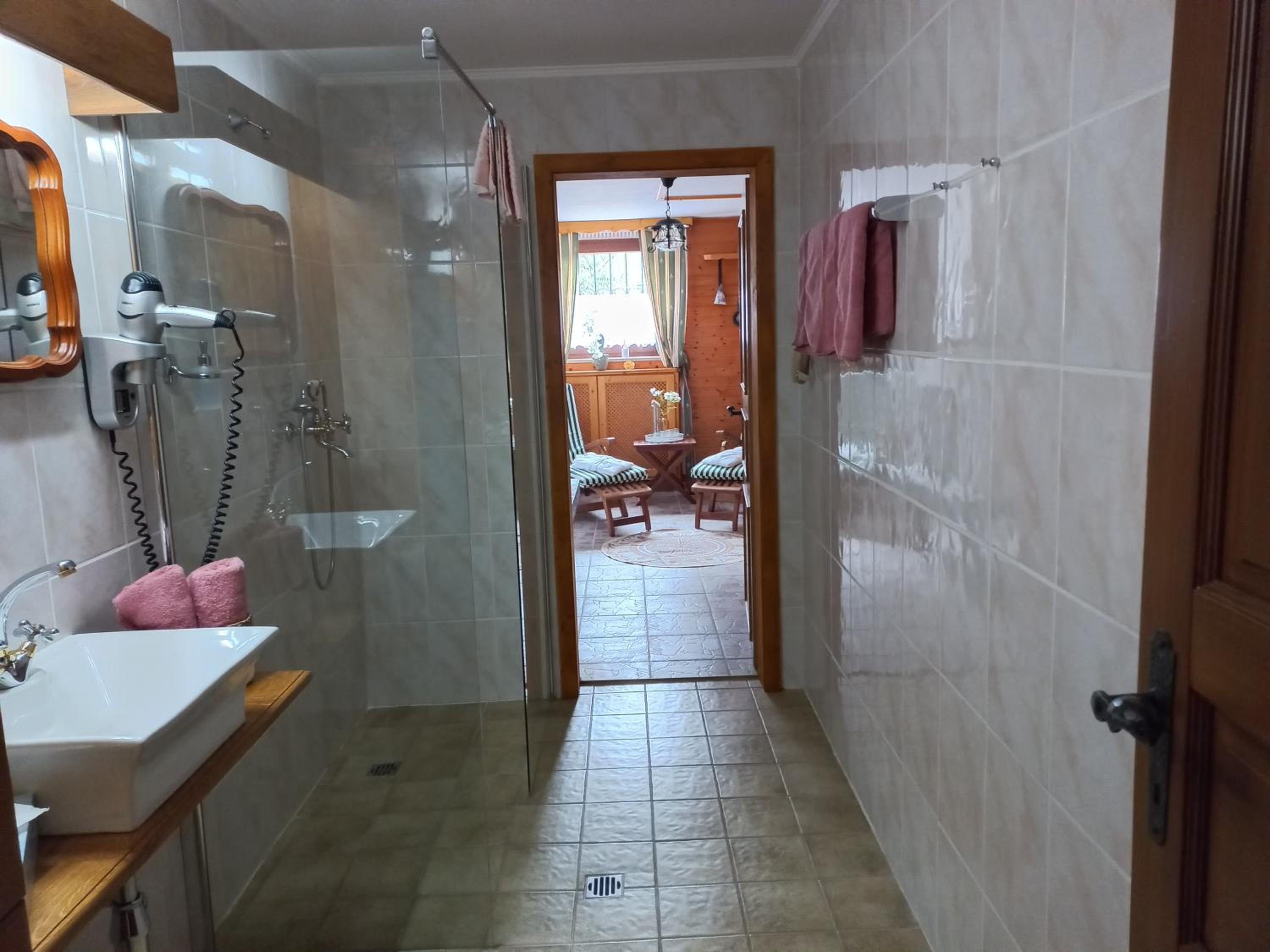 Ferienwohnung Felicitas mit Sauna by Appartementhaus Theresia