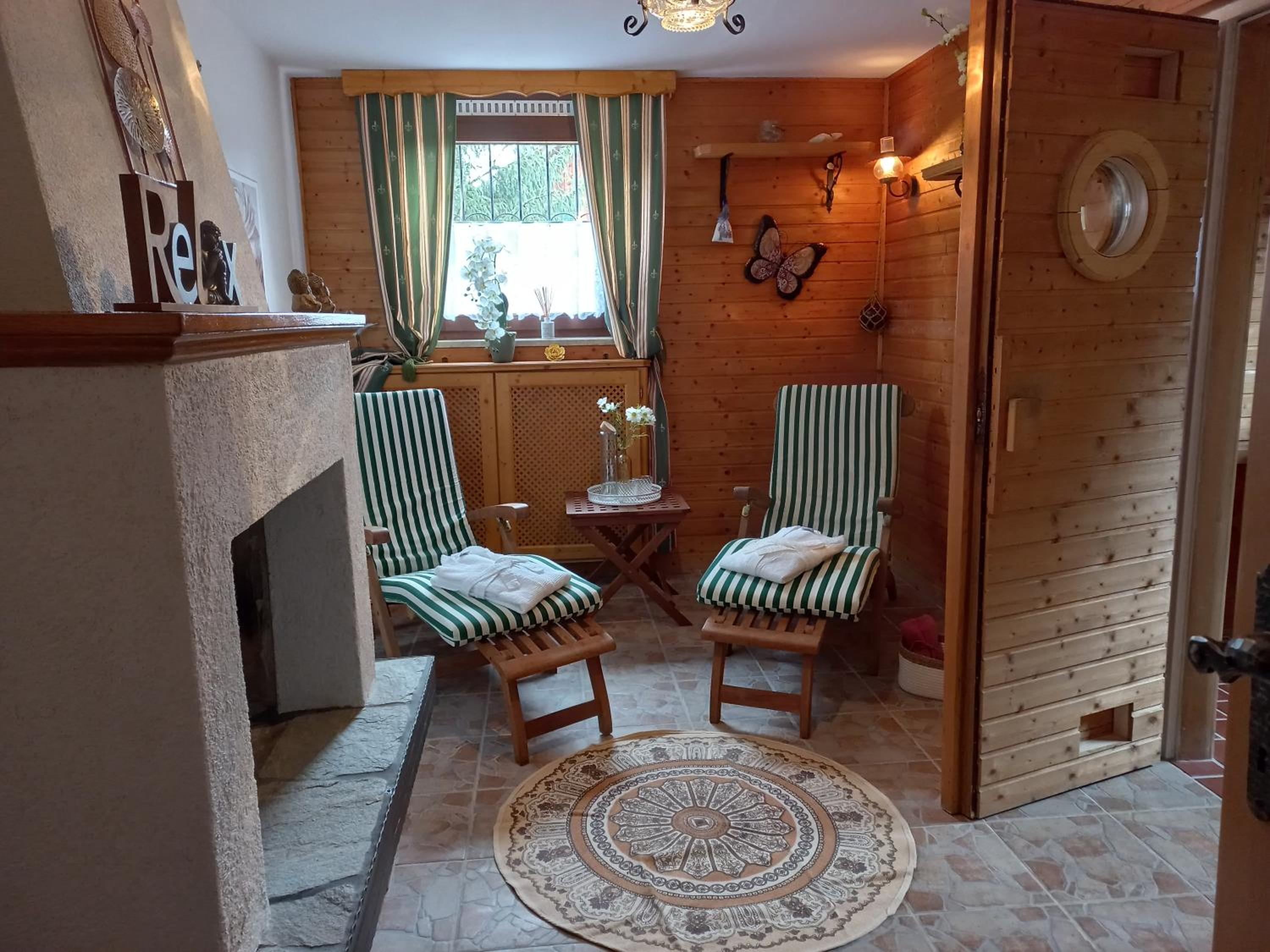 Ferienwohnung Felicitas mit Sauna by Appartementhaus Theresia