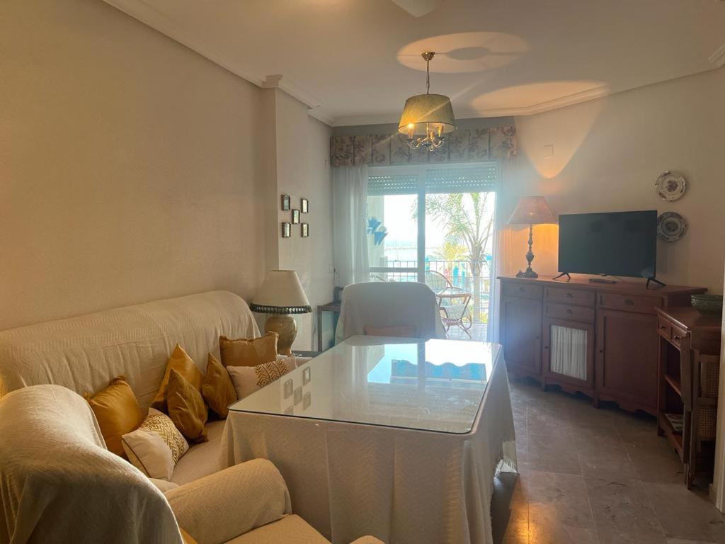 Lyrioshomes Precioso Apartamento Puerto de Estepona