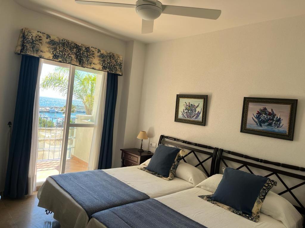 Lyrioshomes Precioso Apartamento Puerto de Estepona