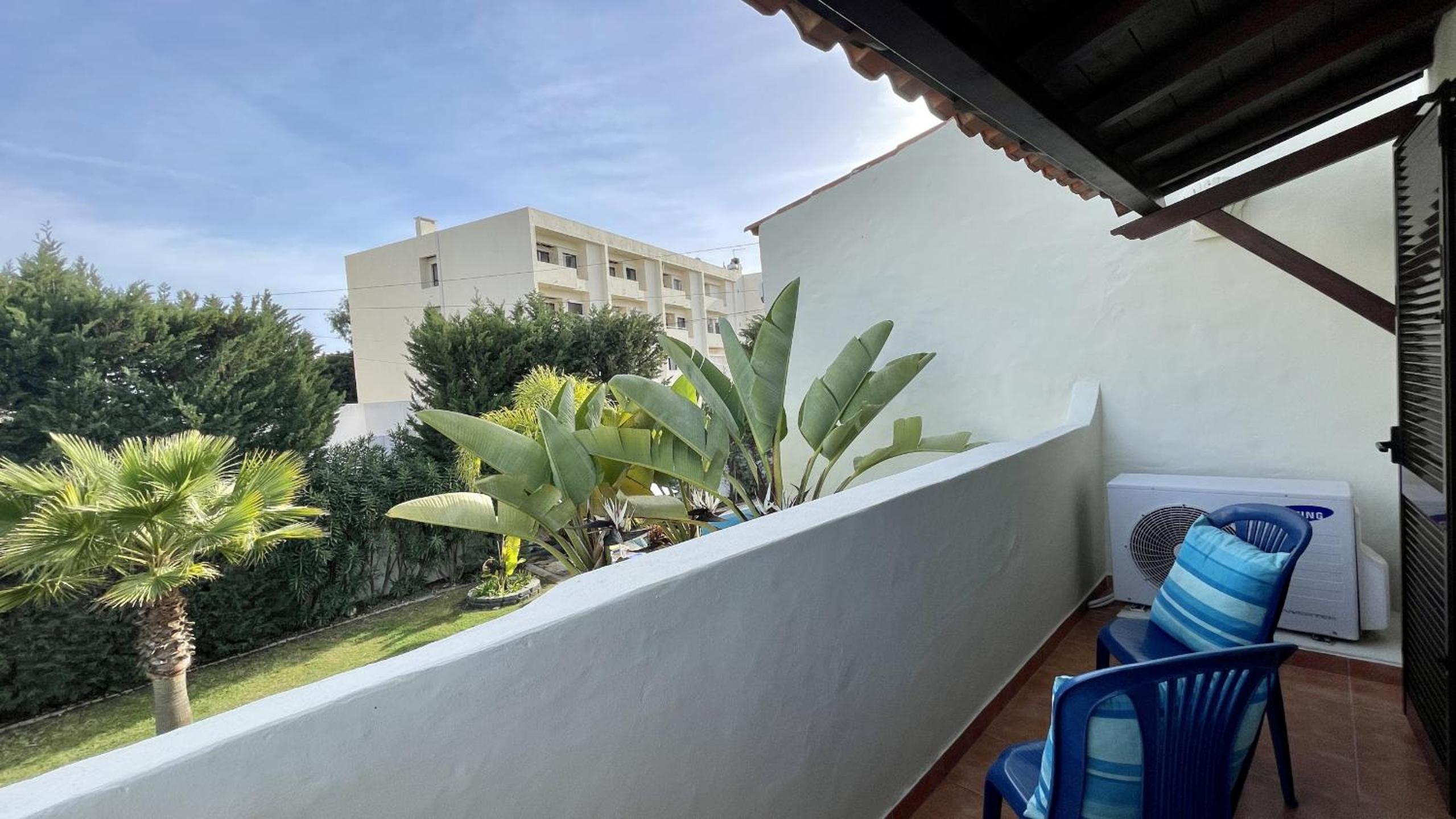 Hotel Golfinho by Check-in Portugal - Image 1