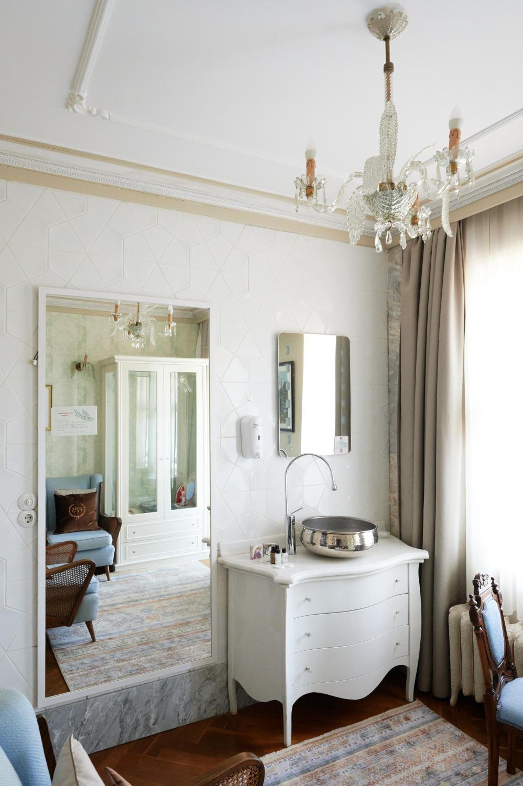 Faik Pasha Otelleri Özel Kategori Beyoğlu İstanbul - Image 81