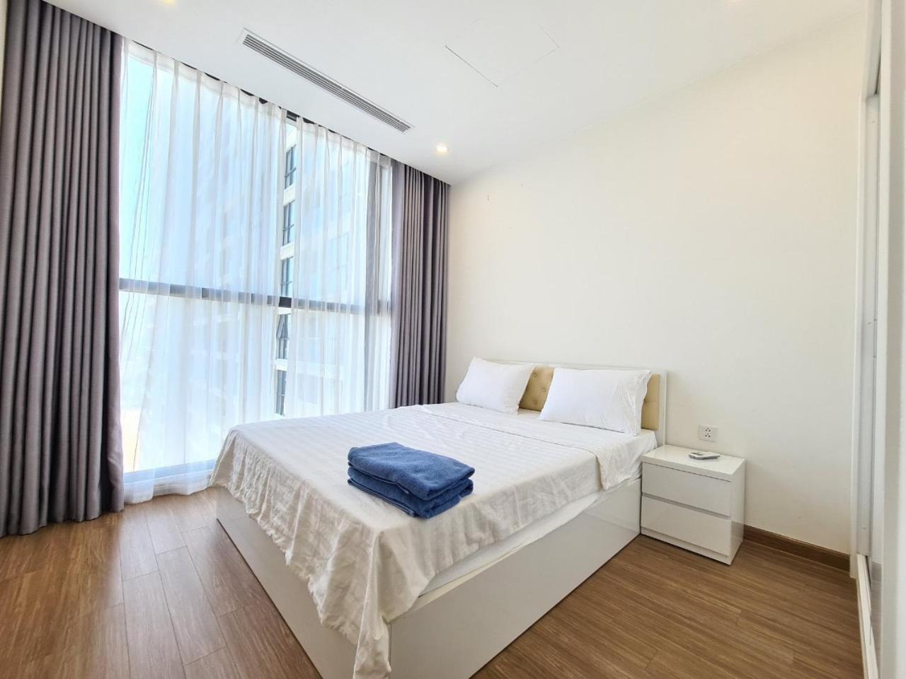 Vincom Plaza Vinhomes Sky Lake Phạm Hùng Mỹ Đình