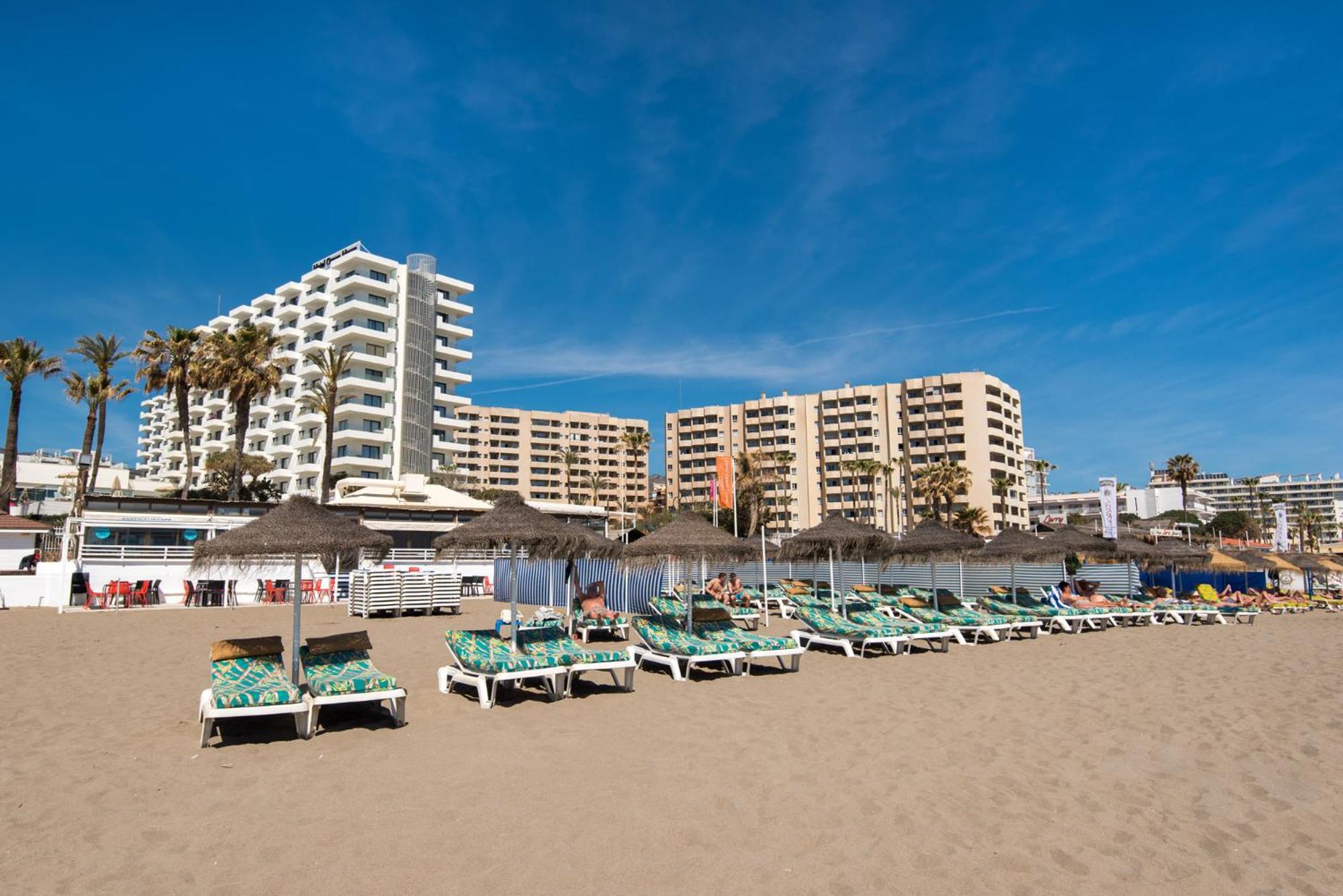 ALOHA MARINA Private APARTMENT 1st line Ocean Beach CARIHUELA
