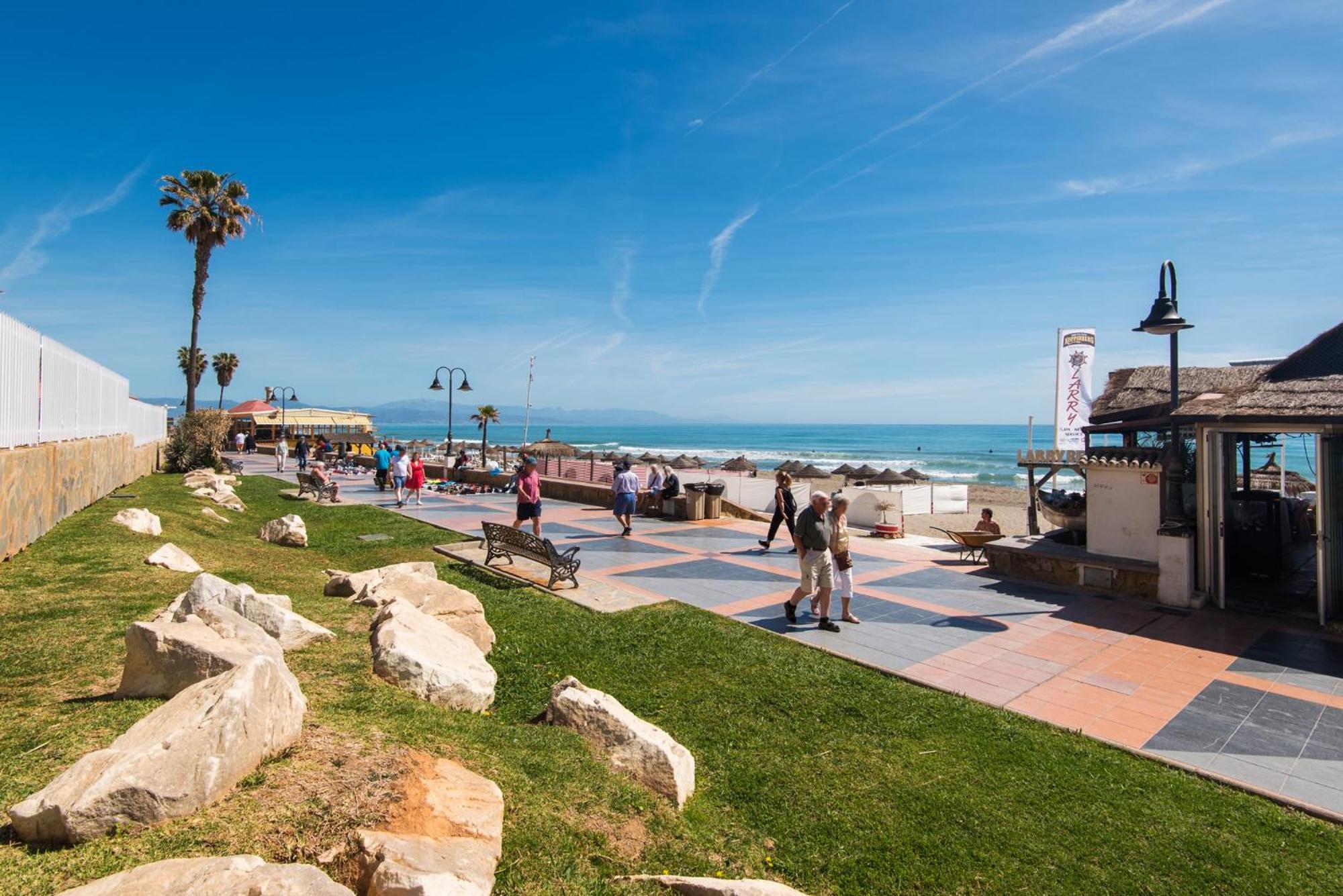 ALOHA MARINA Private APARTMENT 1st line Ocean Beach CARIHUELA