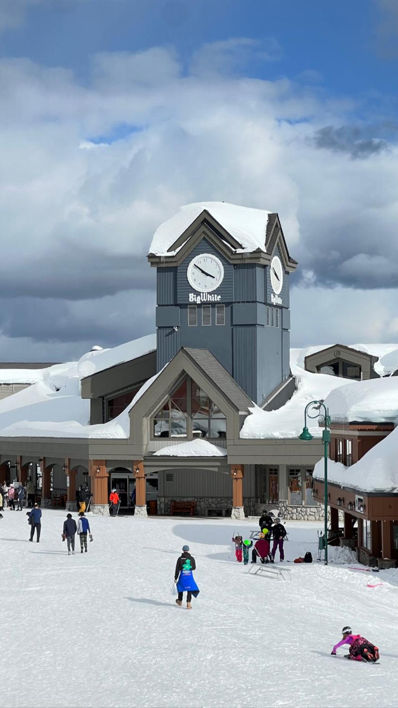 Magical Views at Southpoint Big White! Best Location!
