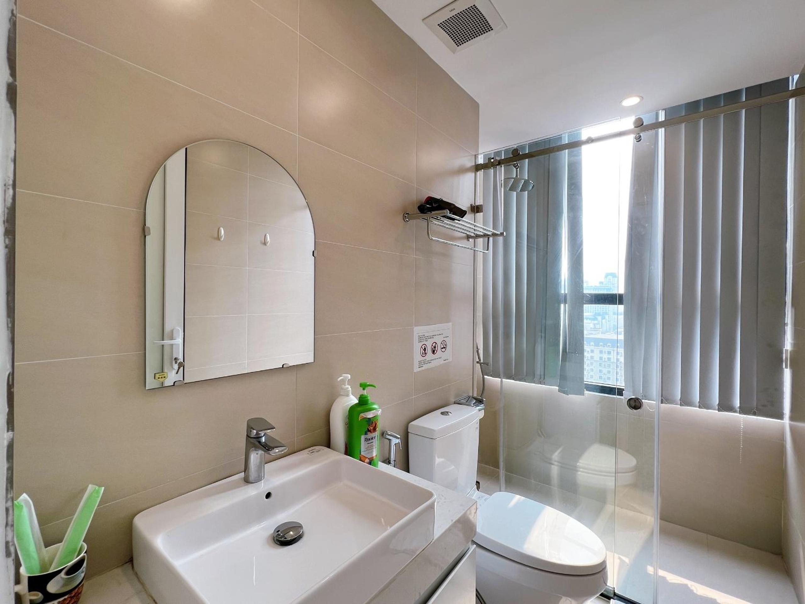 Vincom Plaza Vinhomes Sky Lake Phạm Hùng Mỹ Đình