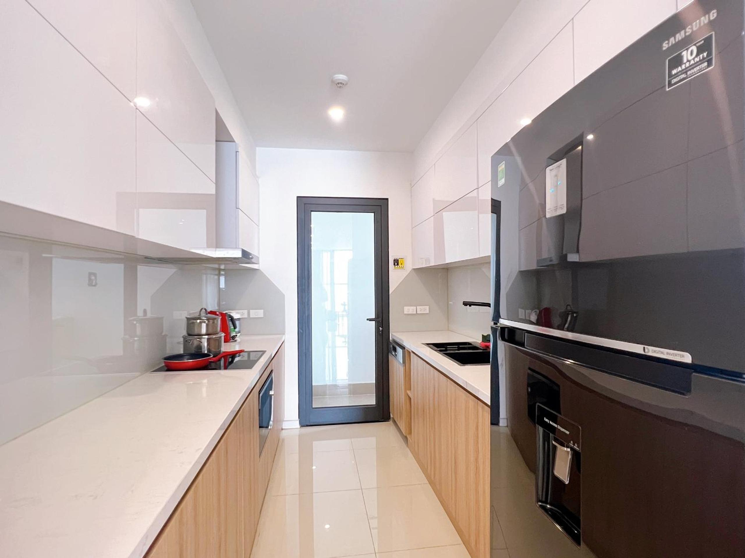 Vincom Plaza Vinhomes Sky Lake Phạm Hùng Mỹ Đình