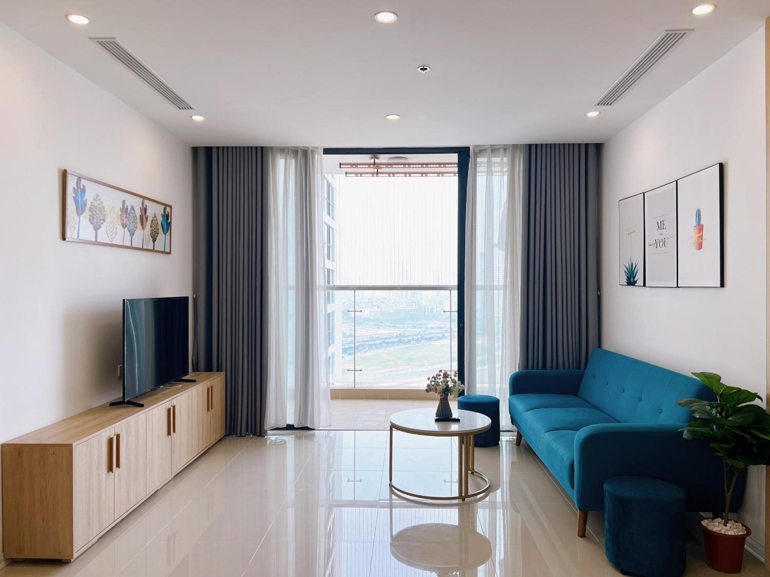 Vincom Plaza Vinhomes Sky Lake Phạm Hùng Mỹ Đình