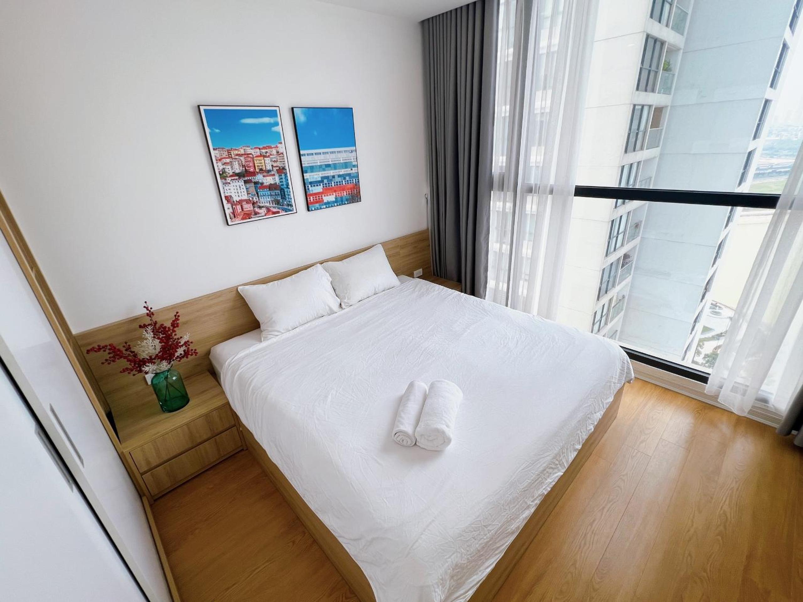Vincom Plaza Vinhomes Sky Lake Phạm Hùng Mỹ Đình