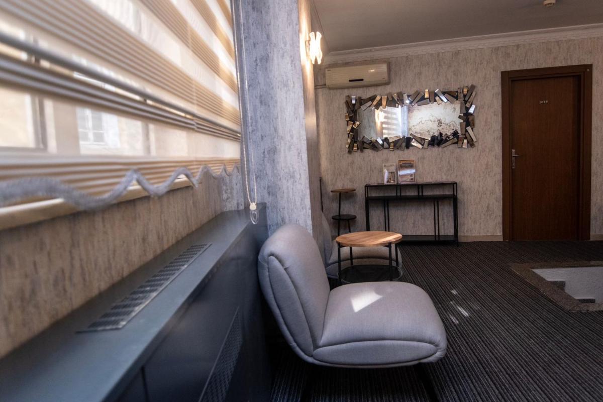 hotel reception