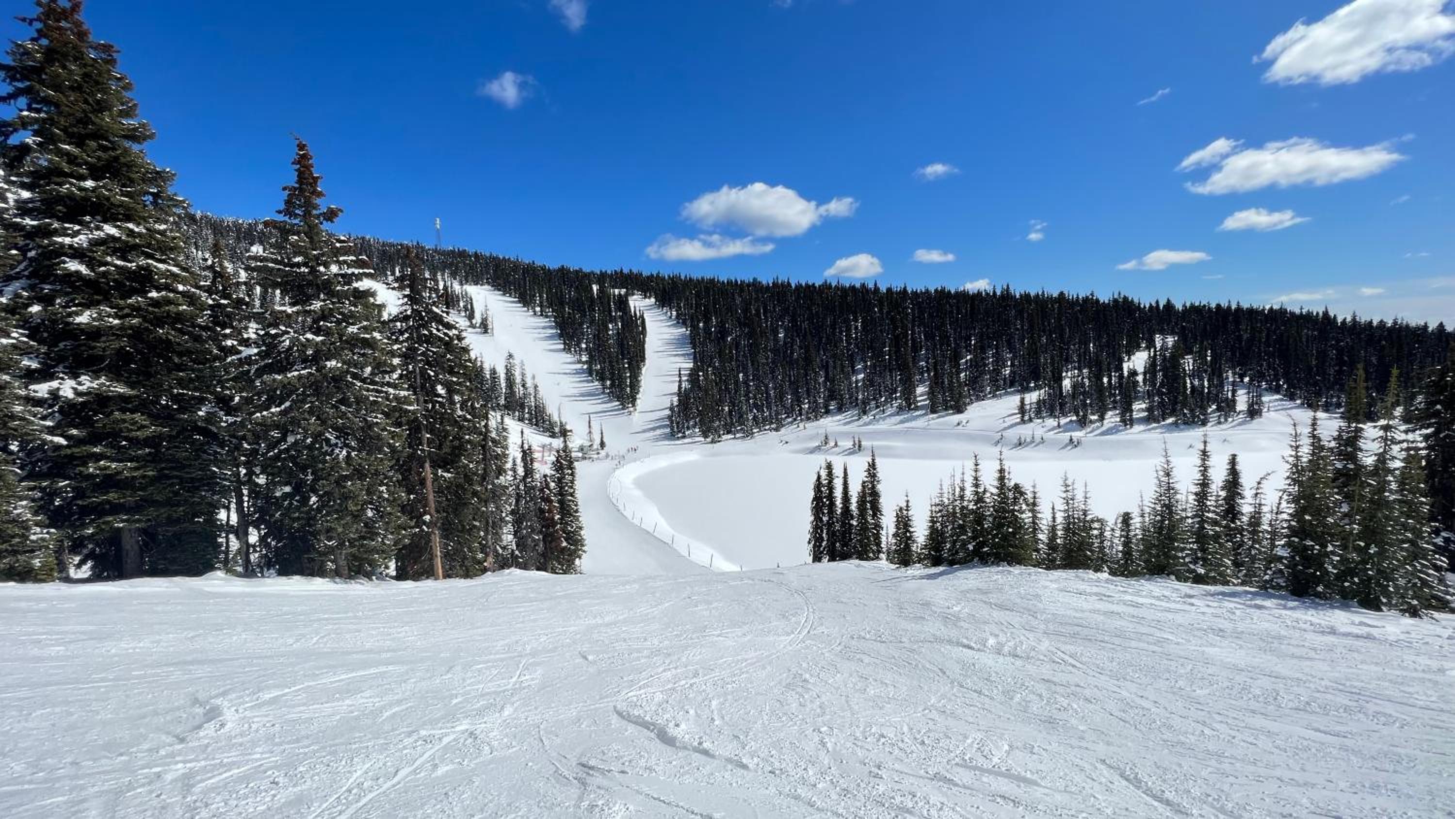 Magical Views at Southpoint Big White! Best Location!