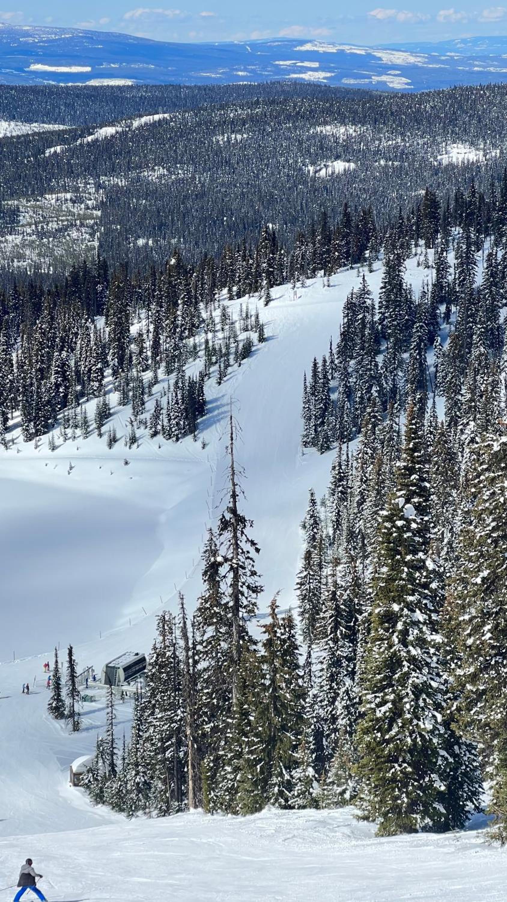 Magical Views at Southpoint Big White! Best Location!