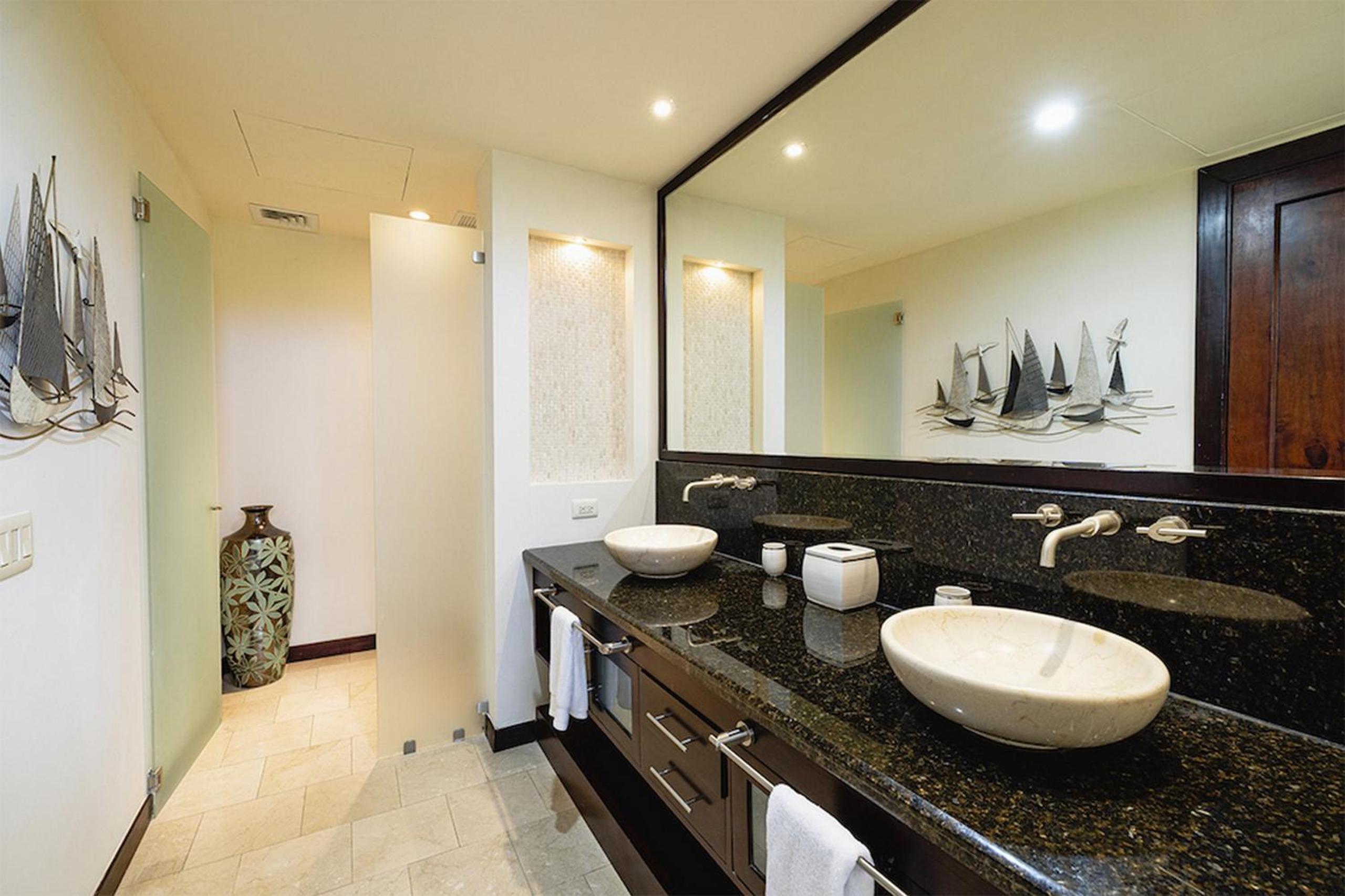 Modern 3BR Condo with Partial Ocean View - Carao - Reserva Conchal Golf Resort