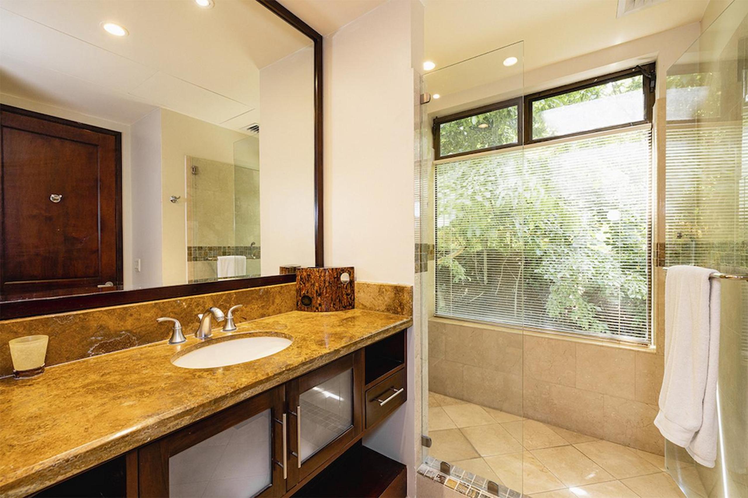 Modern 3BR Condo with Partial Ocean View - Carao - Reserva Conchal Golf Resort