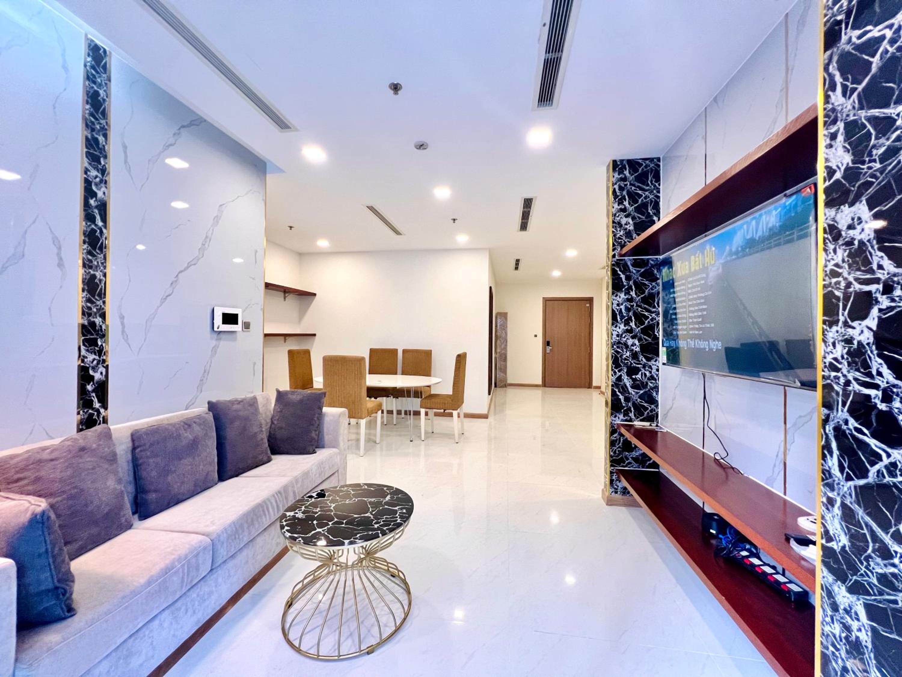 The Luxe Nest Landmark 81
