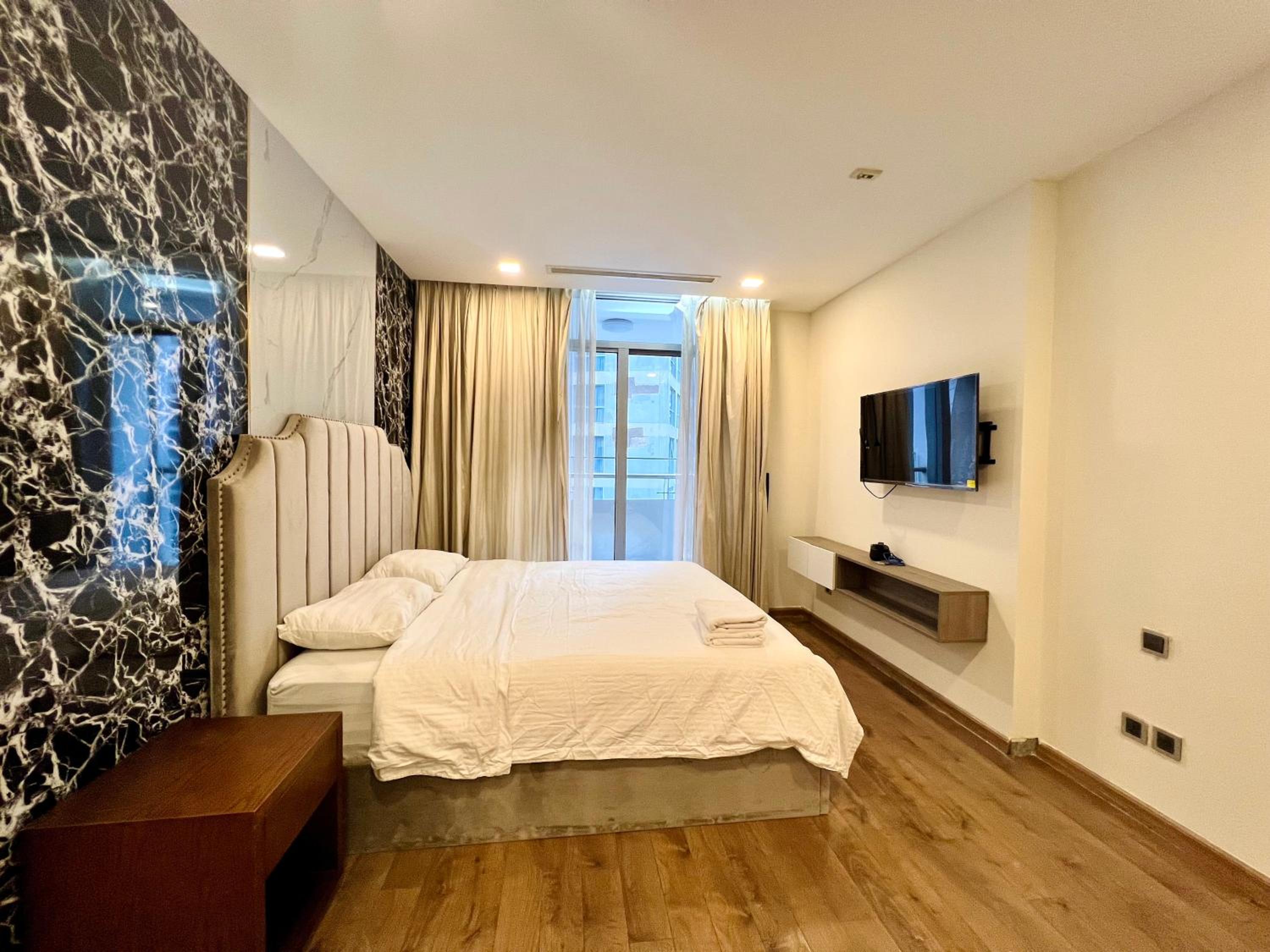 The Luxe Nest Landmark 81