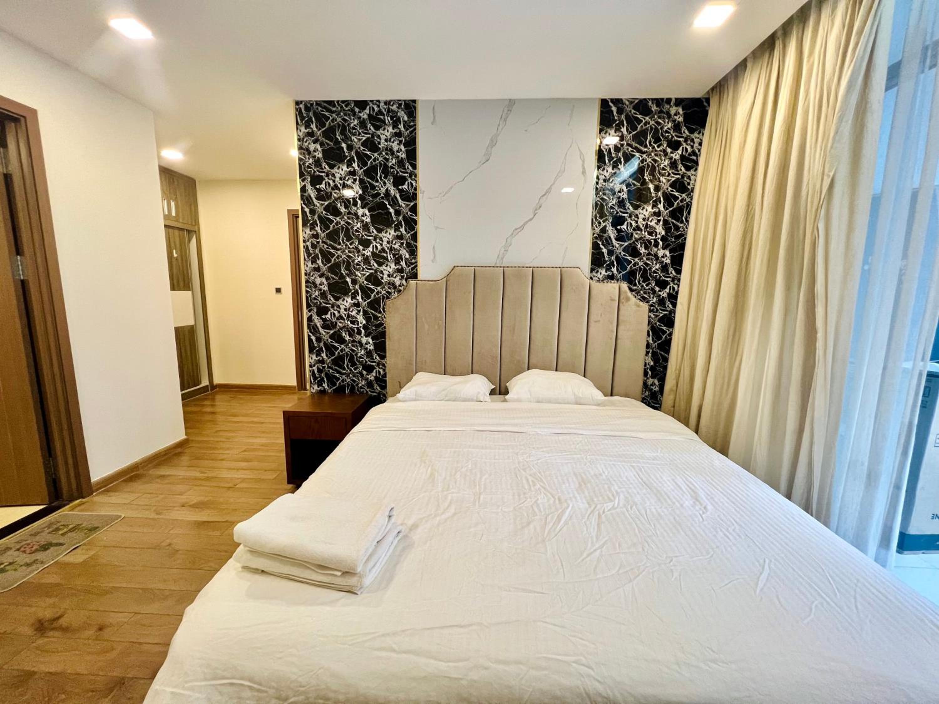 The Luxe Nest Landmark 81