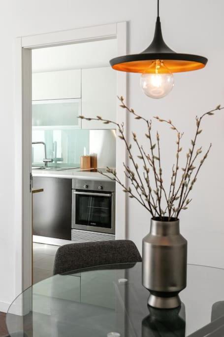 Lisbon Metro Apartment view 3