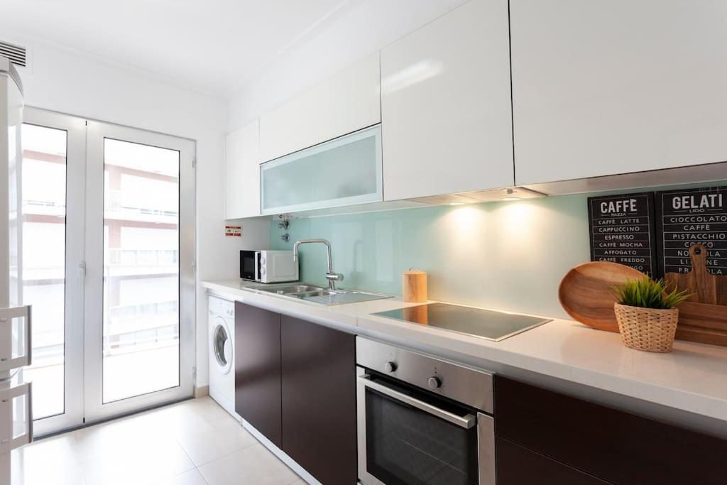 Lisbon Metro Apartment view 5