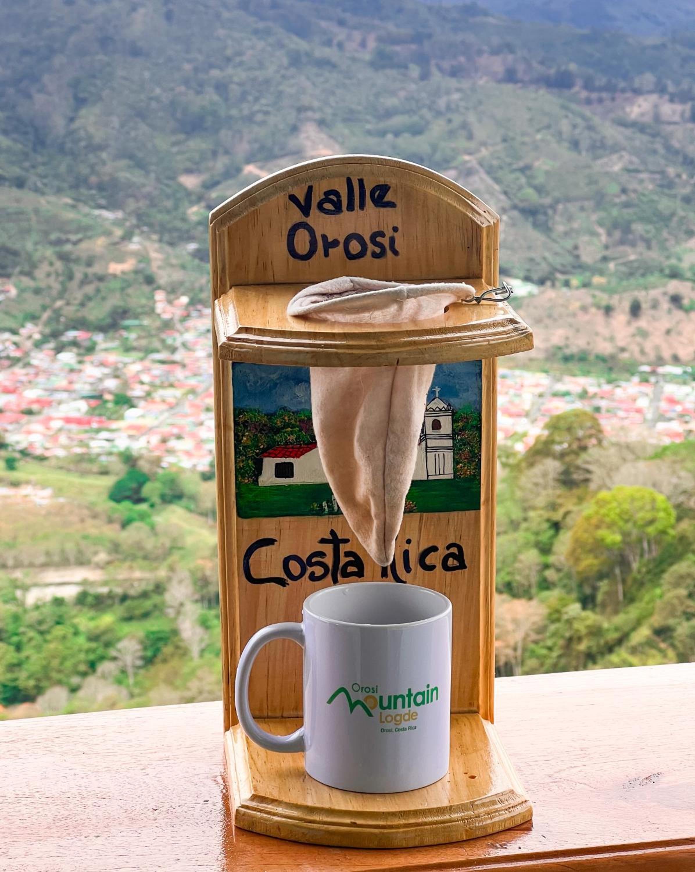 Orosi Mountain Lodge