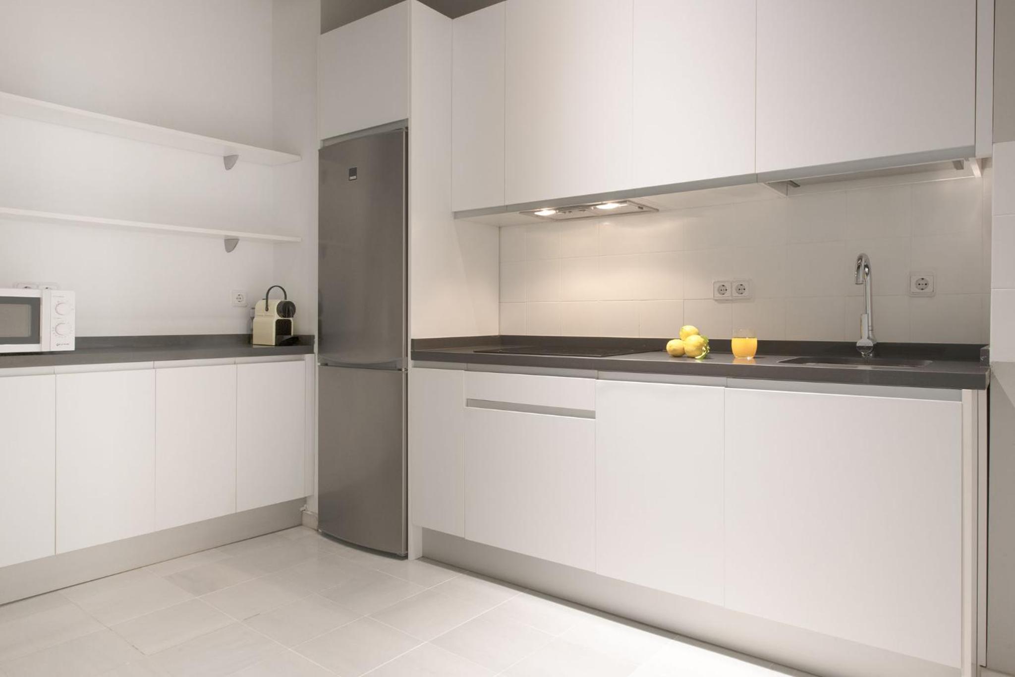 Triana Boutique Apartments by Hommyhome