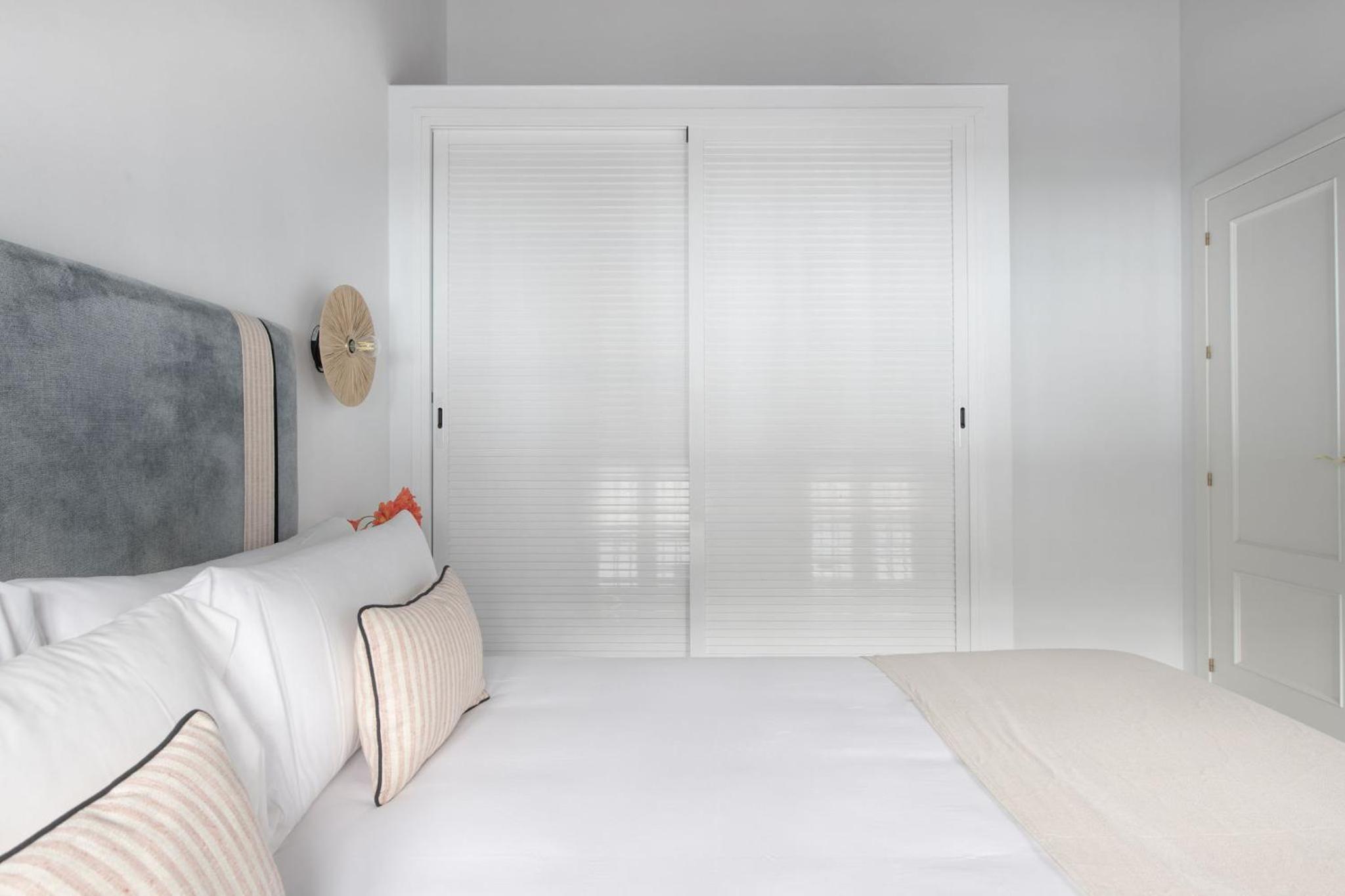 Triana Boutique Apartments by Hommyhome