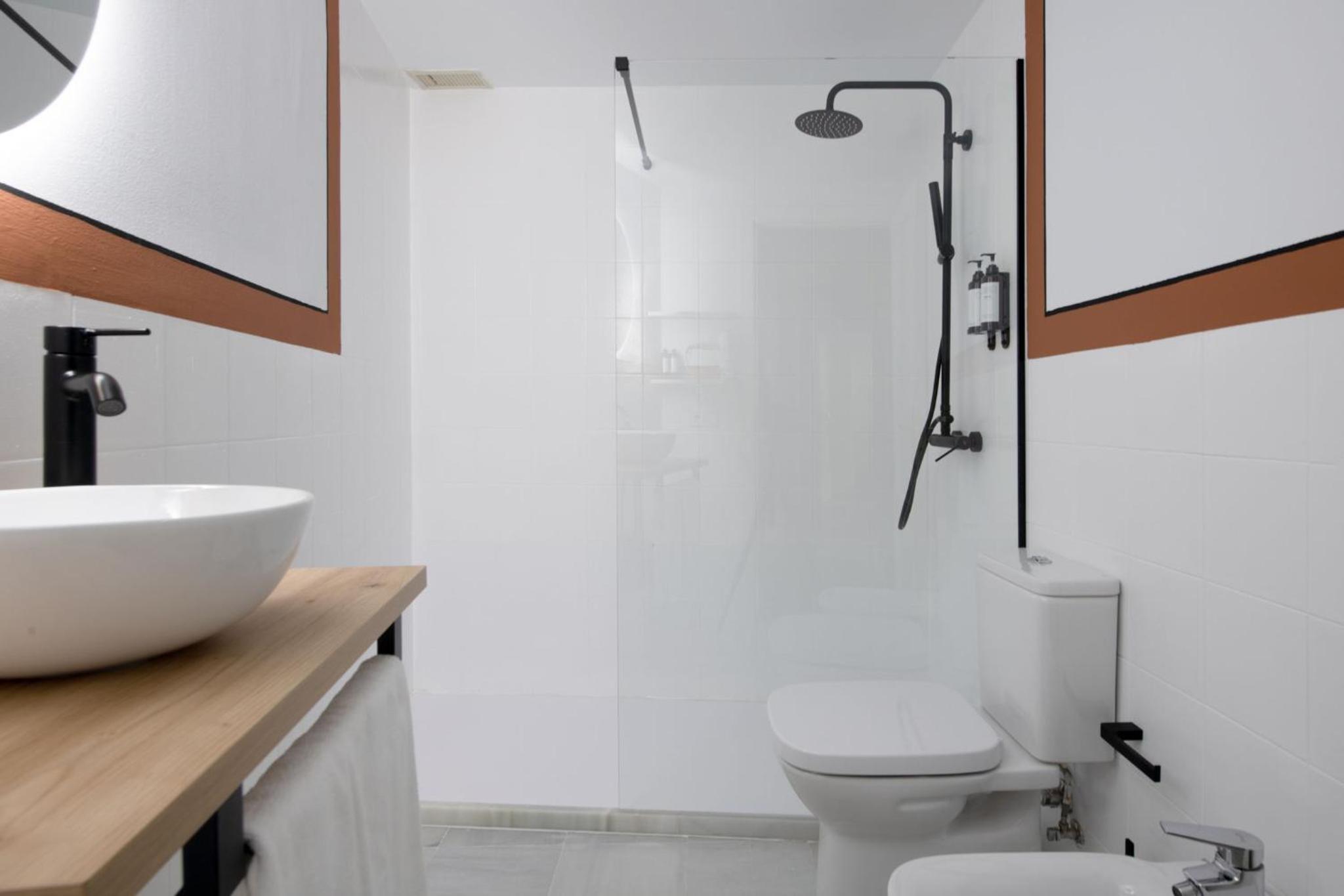 Triana Boutique Apartments by Hommyhome