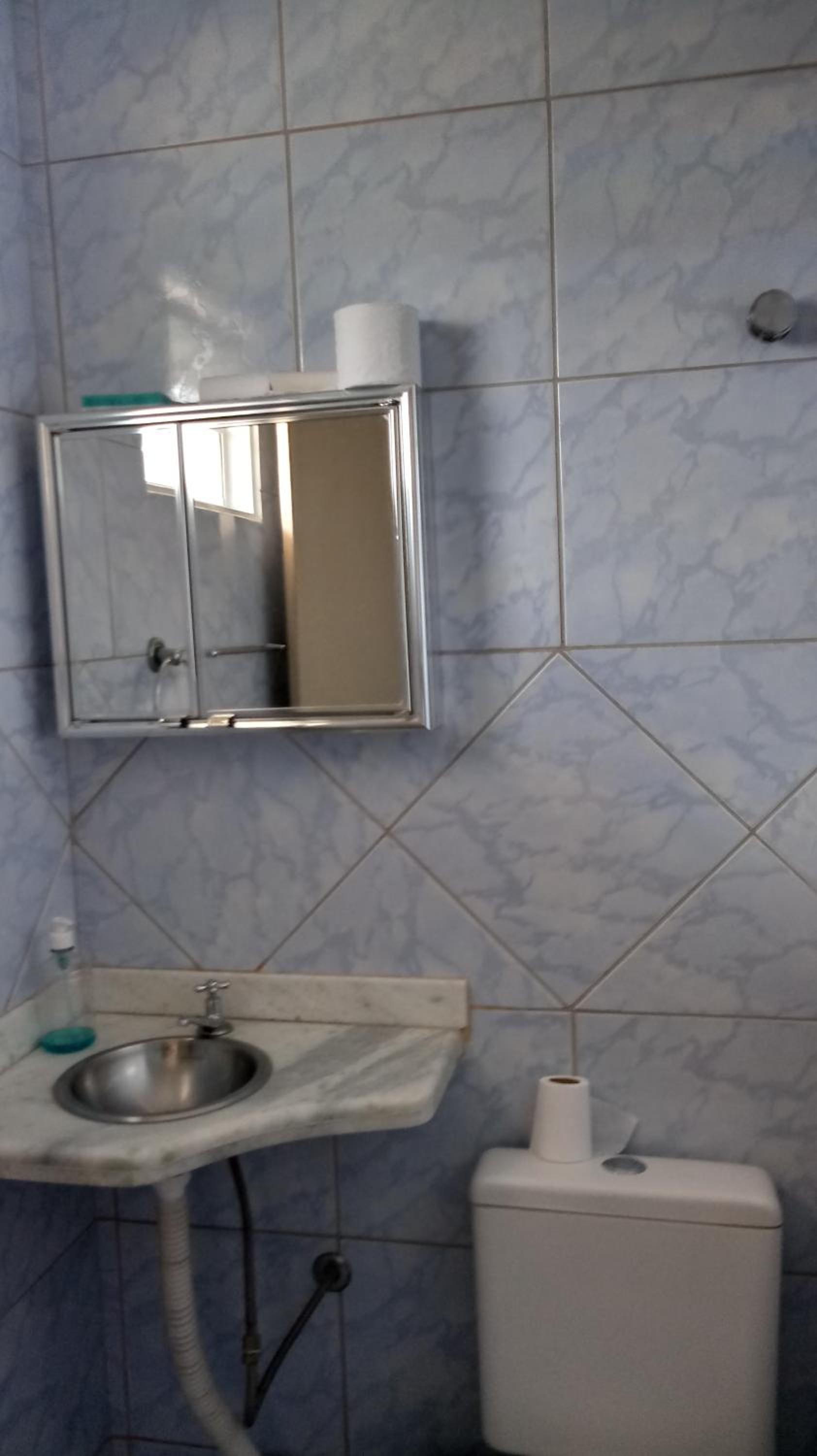 Sobrado Parque Mae Bonifacia 4 suites com ar e piscina