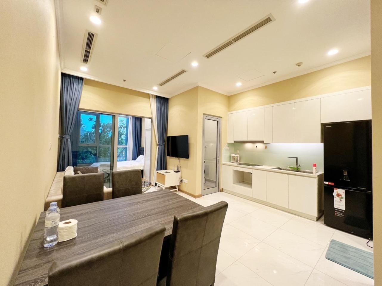 The Luxe Nest Landmark 81