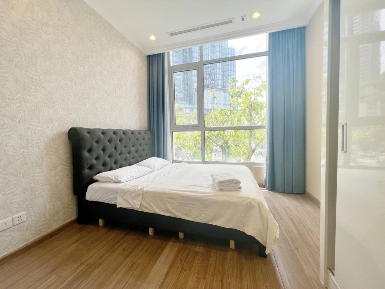 The Luxe Nest Landmark 81