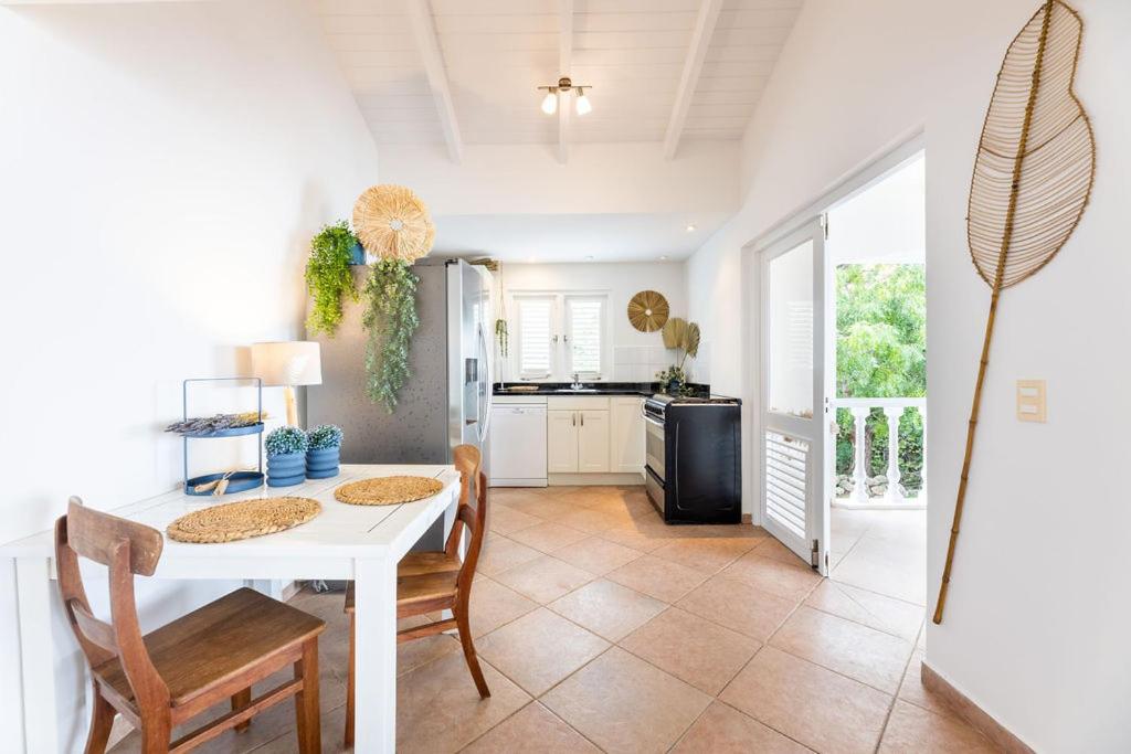 Coral Estate Rentals