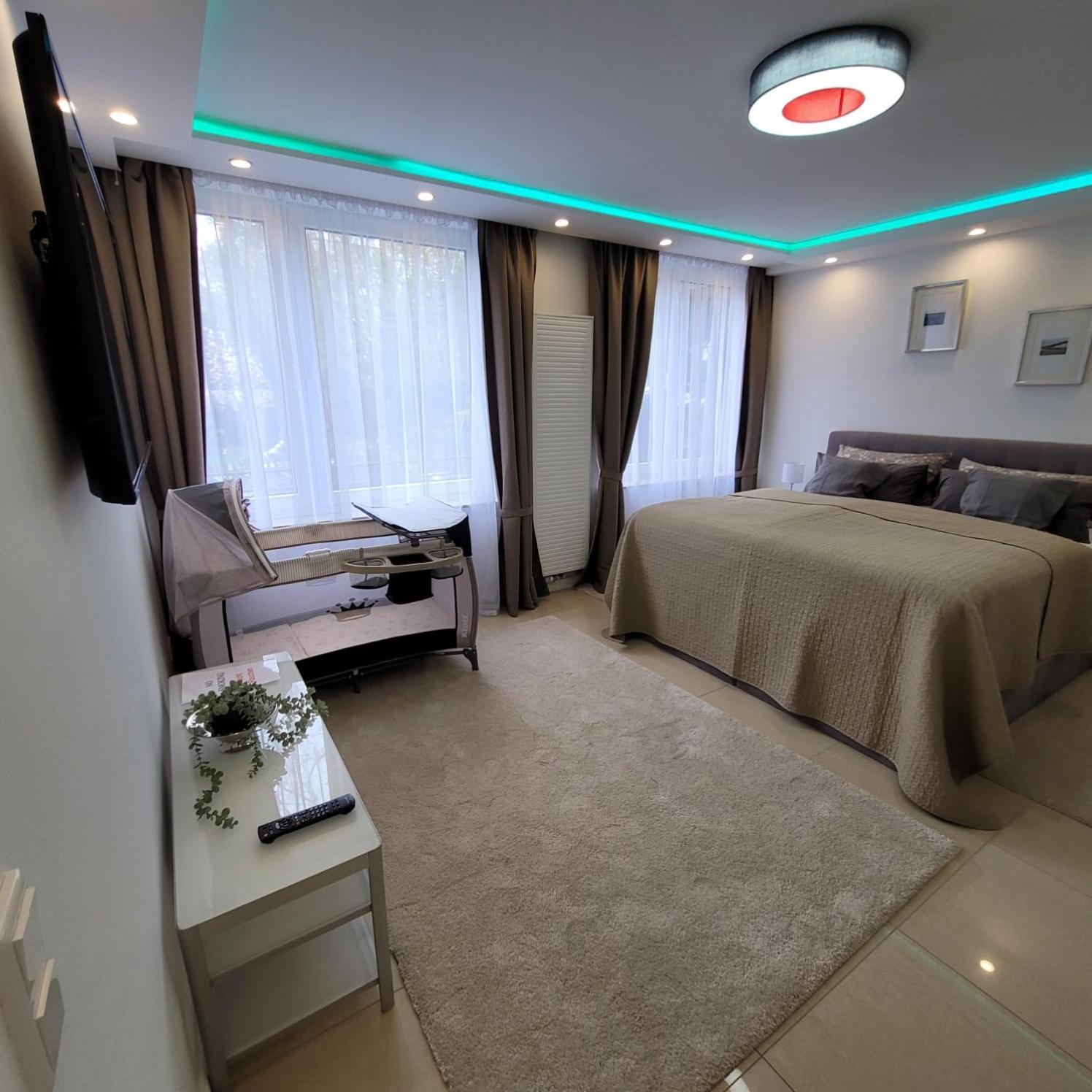 3 Zimmer Wohnung - Keine Party Wohnung ! 6 Personen