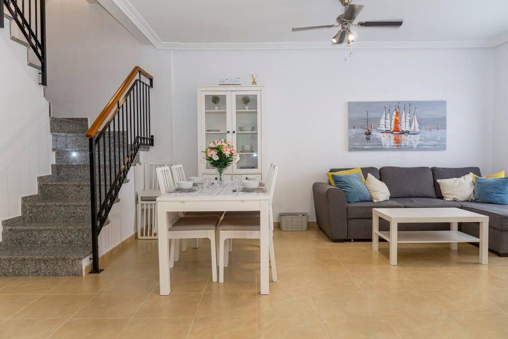 Beautiful 3 Bed Townhouse with landscaped communal pool area