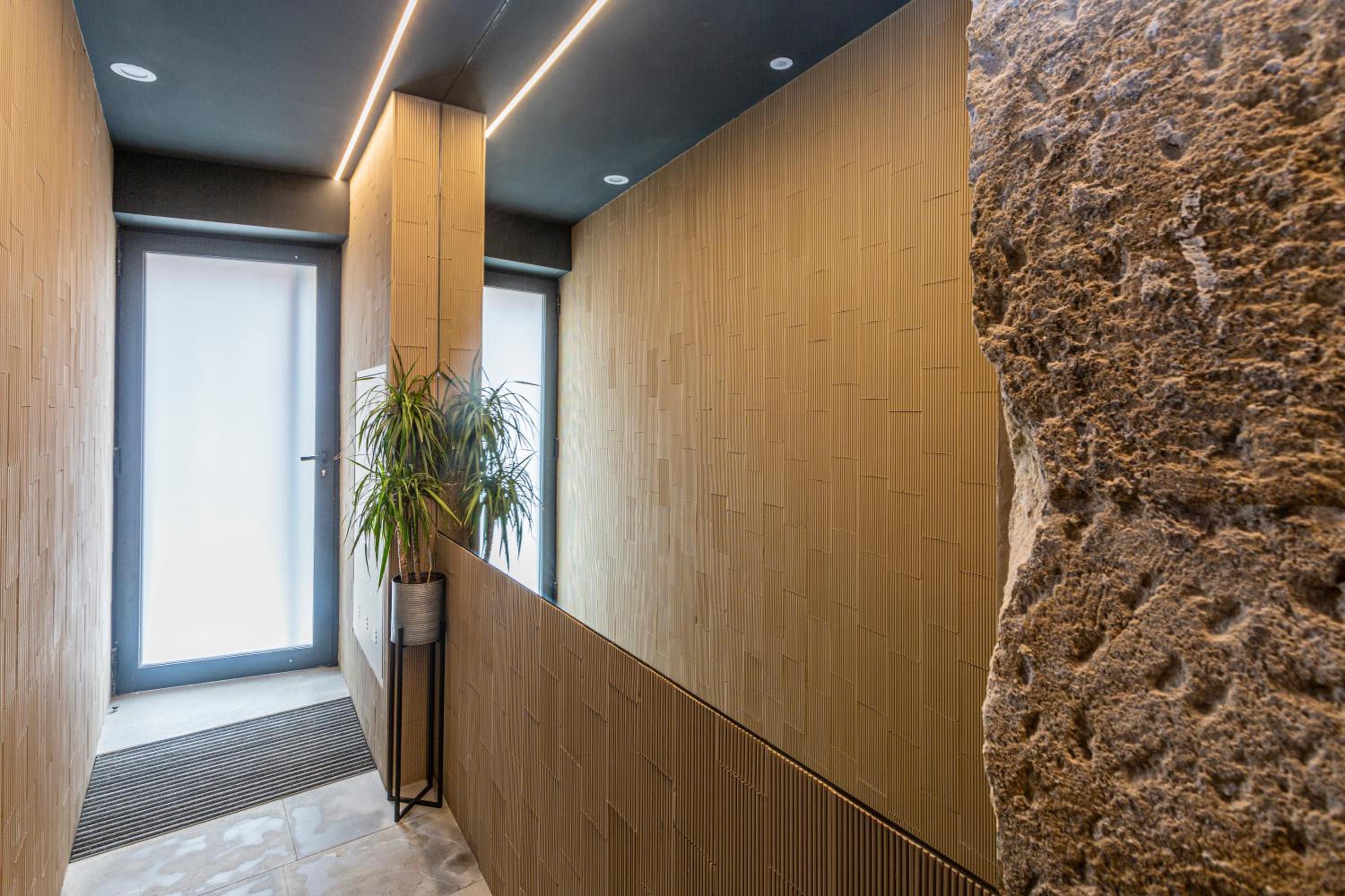LUXURY EVOLUTION ROOMS