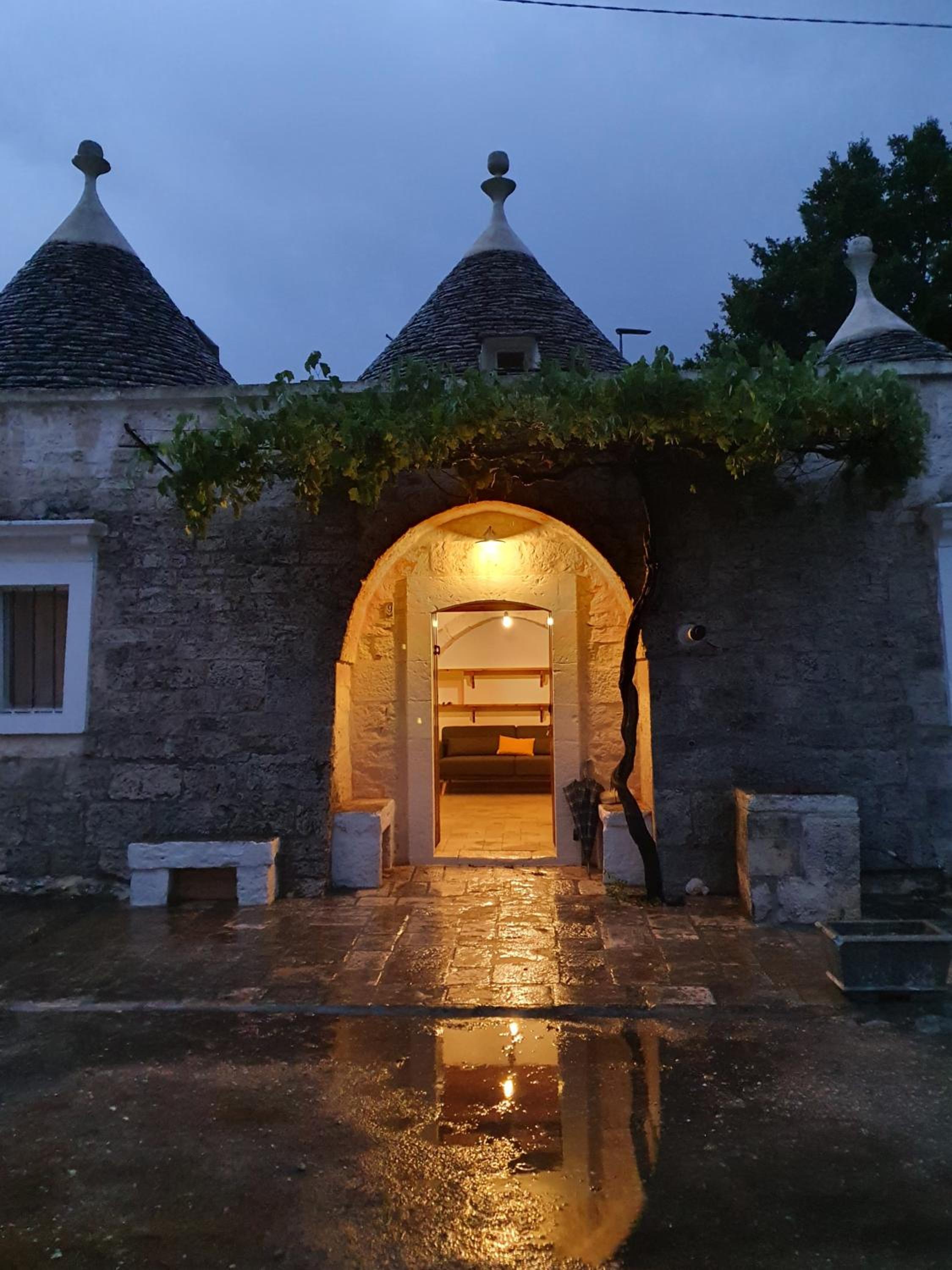 Trullo cumma Rosa view 3