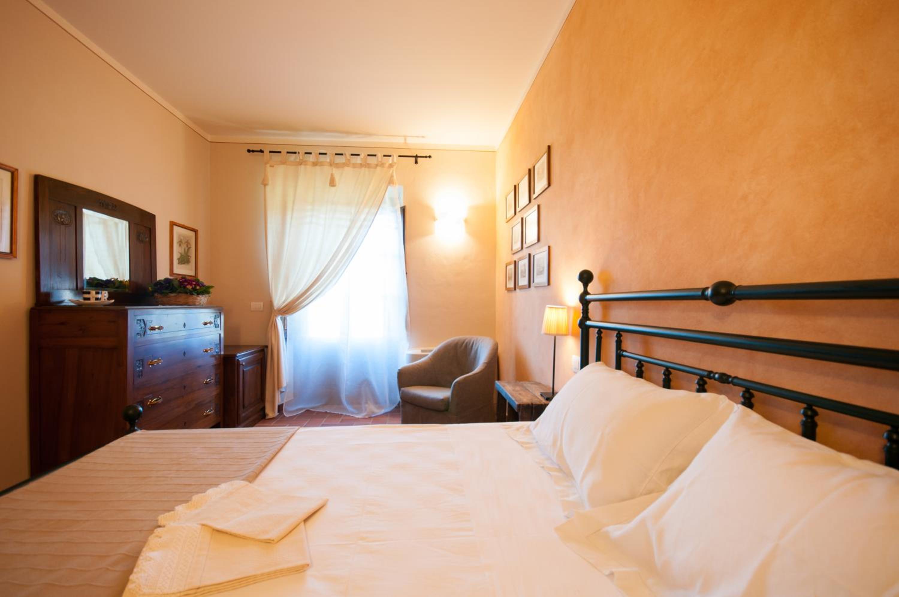 Agriturismo Borgo tra gli Olivi
