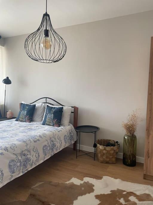 Annabella’s place