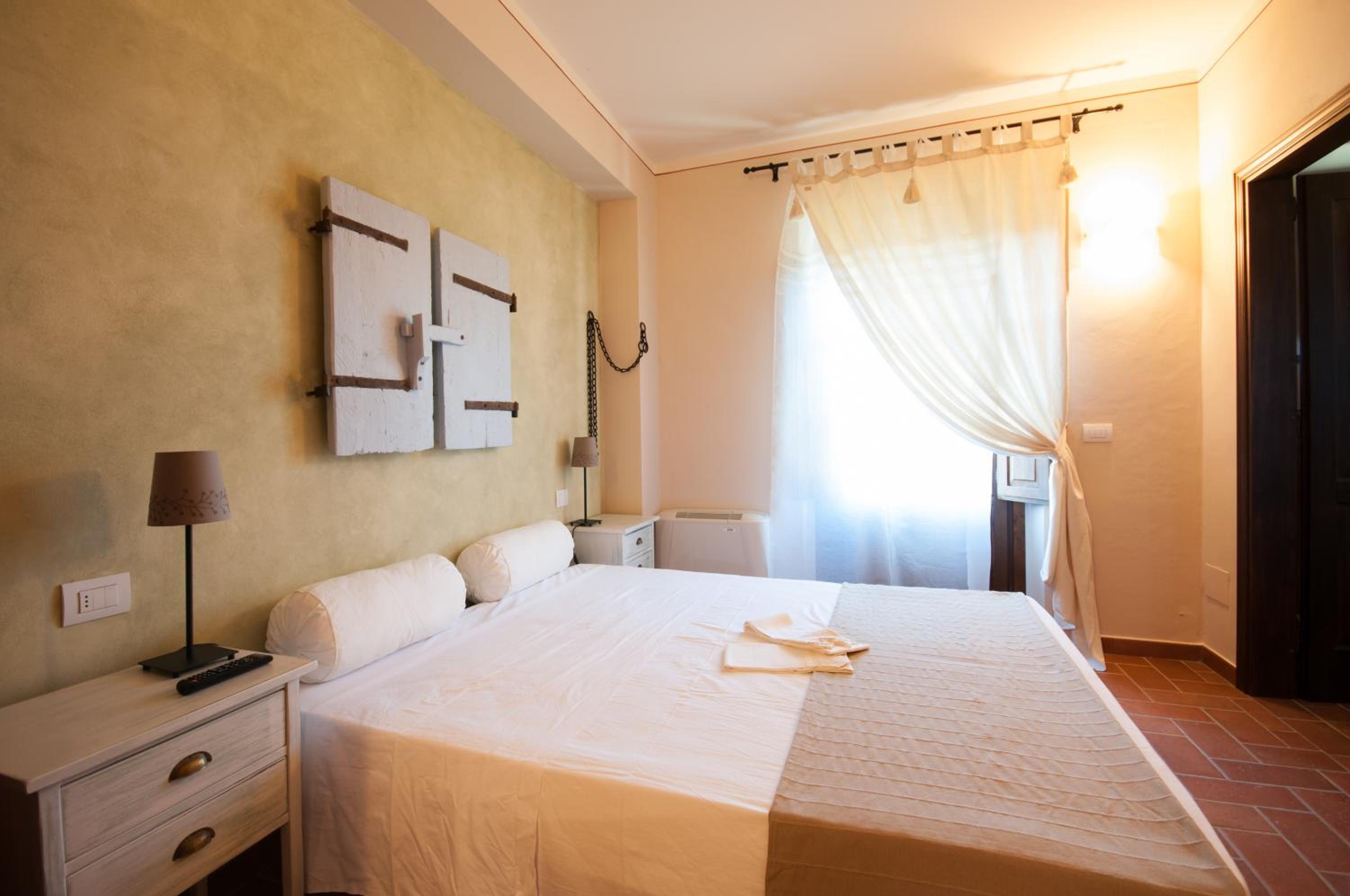 Agriturismo Borgo tra gli Olivi