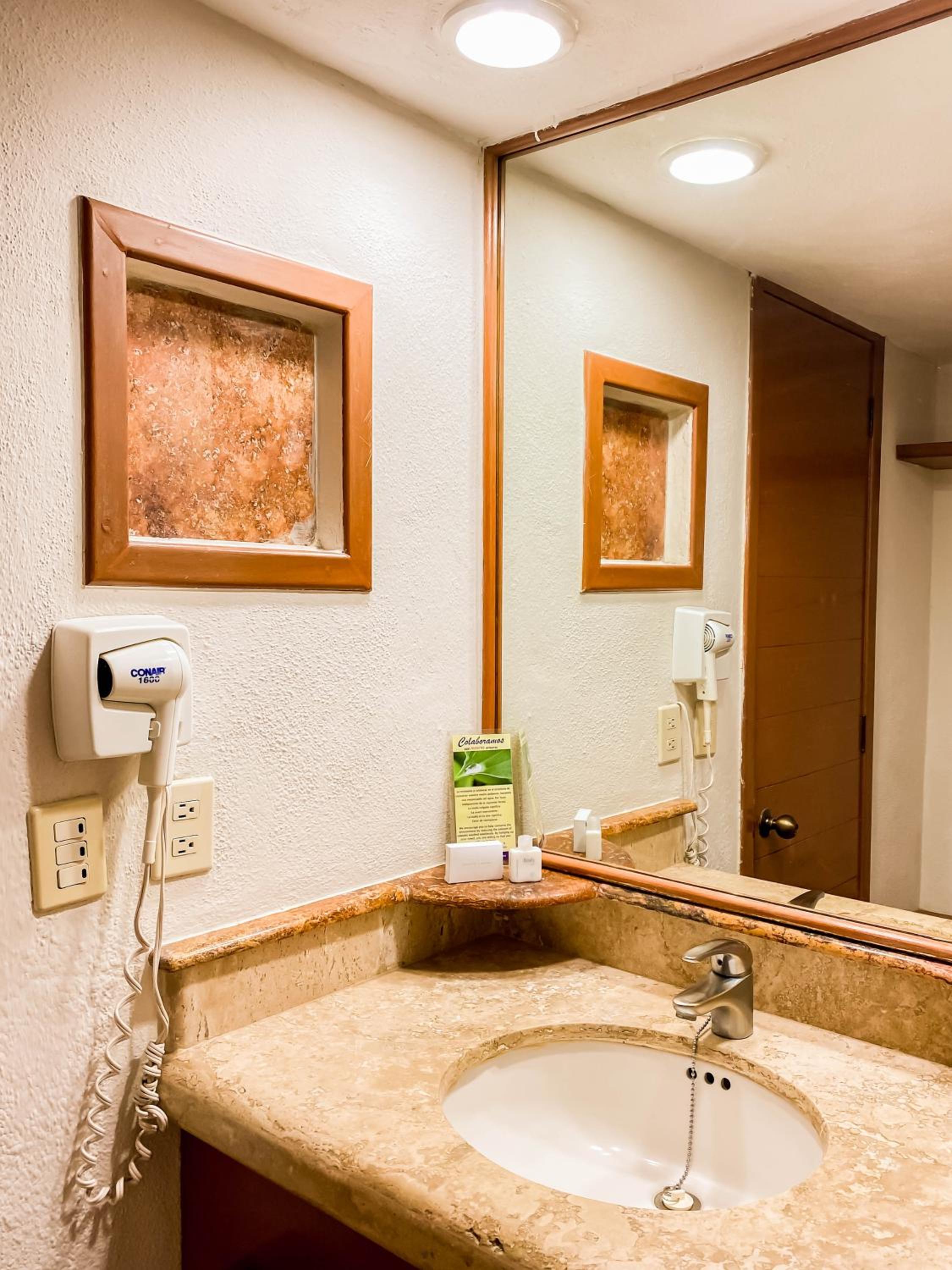 Puerto Vallarta Vacations - Plaza Pelicanos Club Beach Resort All Inclusive - Property Image 10