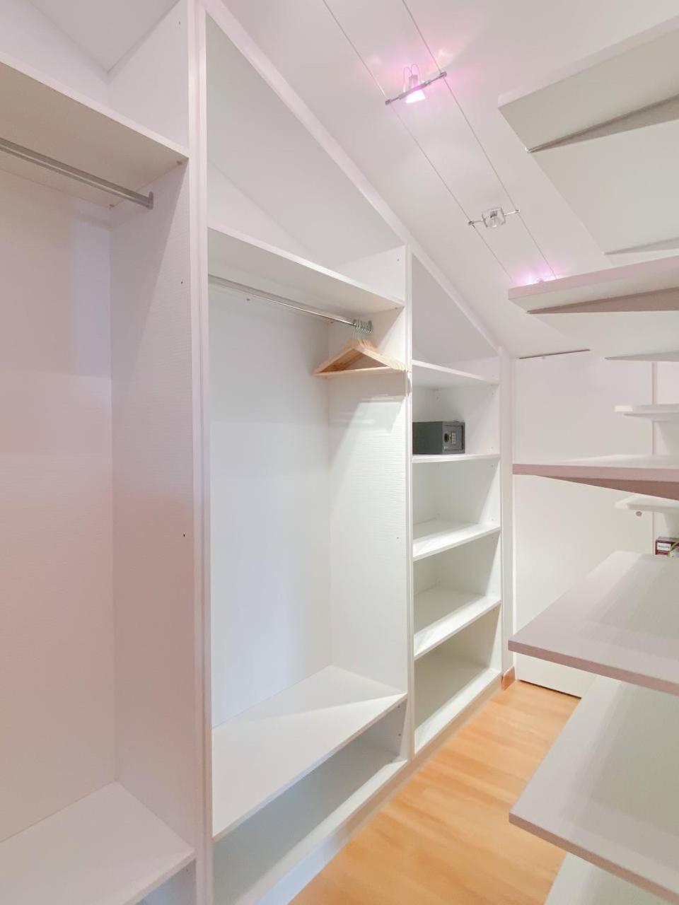 Elegante Ático Encamp - FREE Parking Wifi SmartTv - Con altillo y 2 baños completos! l by BonesVacances