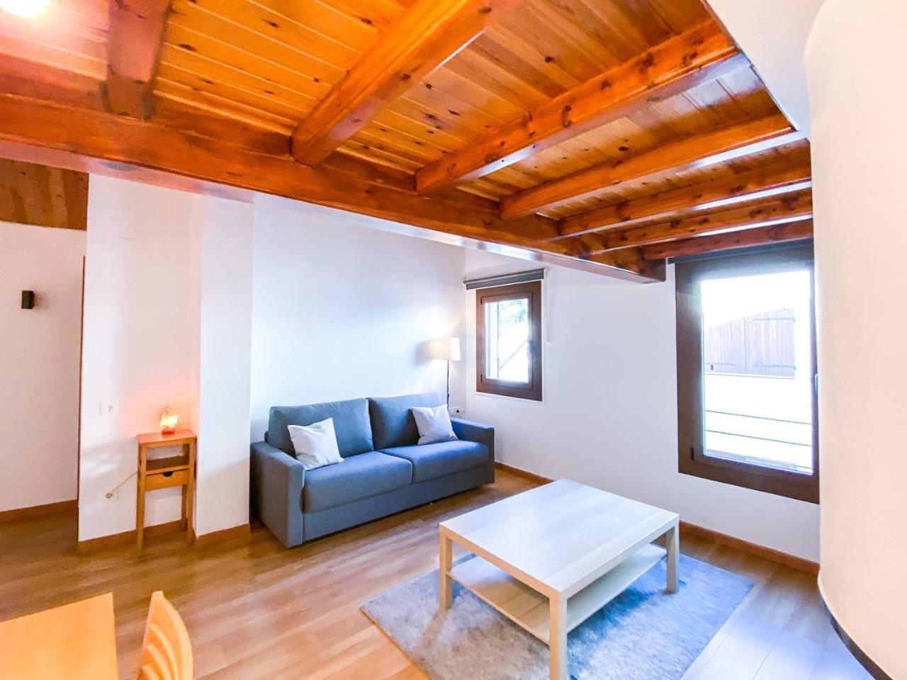 Elegante Ático Encamp - FREE Parking Wifi SmartTv - Con altillo y 2 baños completos! l by BonesVacances