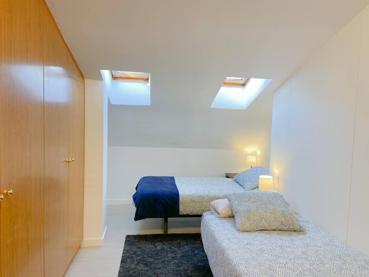 Elegante Ático Encamp - FREE Parking Wifi SmartTv - Con altillo y 2 baños completos! l by BonesVacances