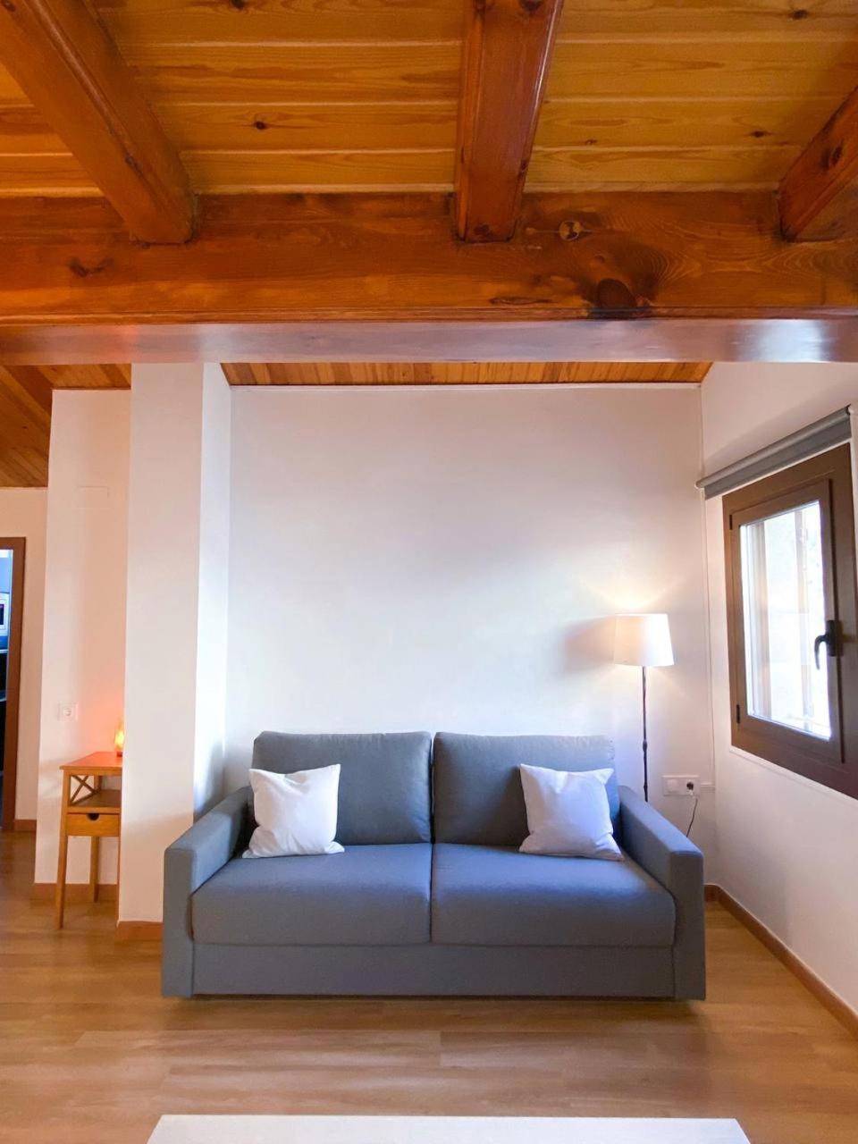 Elegante Ático Encamp - FREE Parking Wifi SmartTv - Con altillo y 2 baños completos! l by BonesVacances