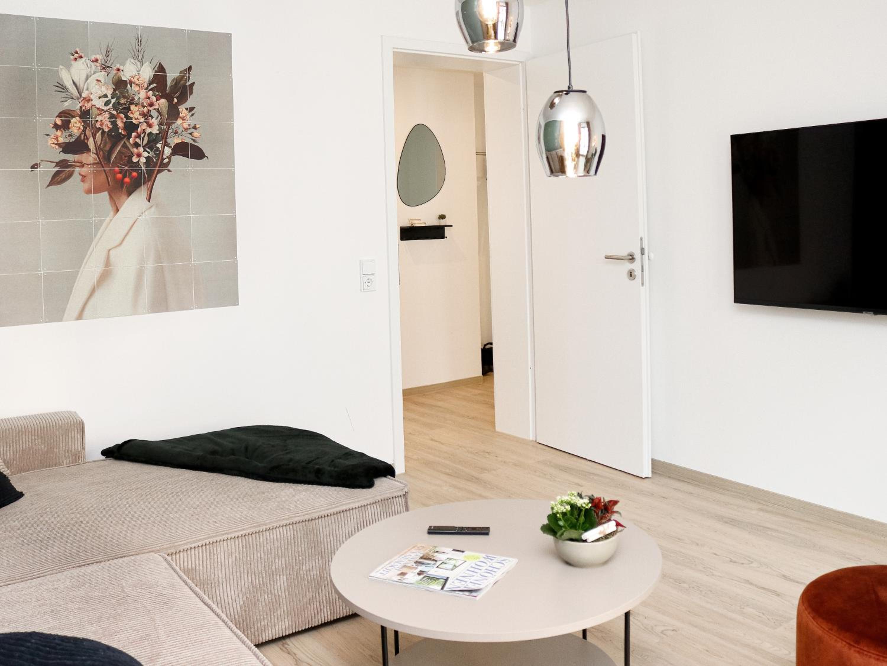 LIGHTPLACE • Design • Boxspring • Balkon • 2 Smart TV •Innenstadt