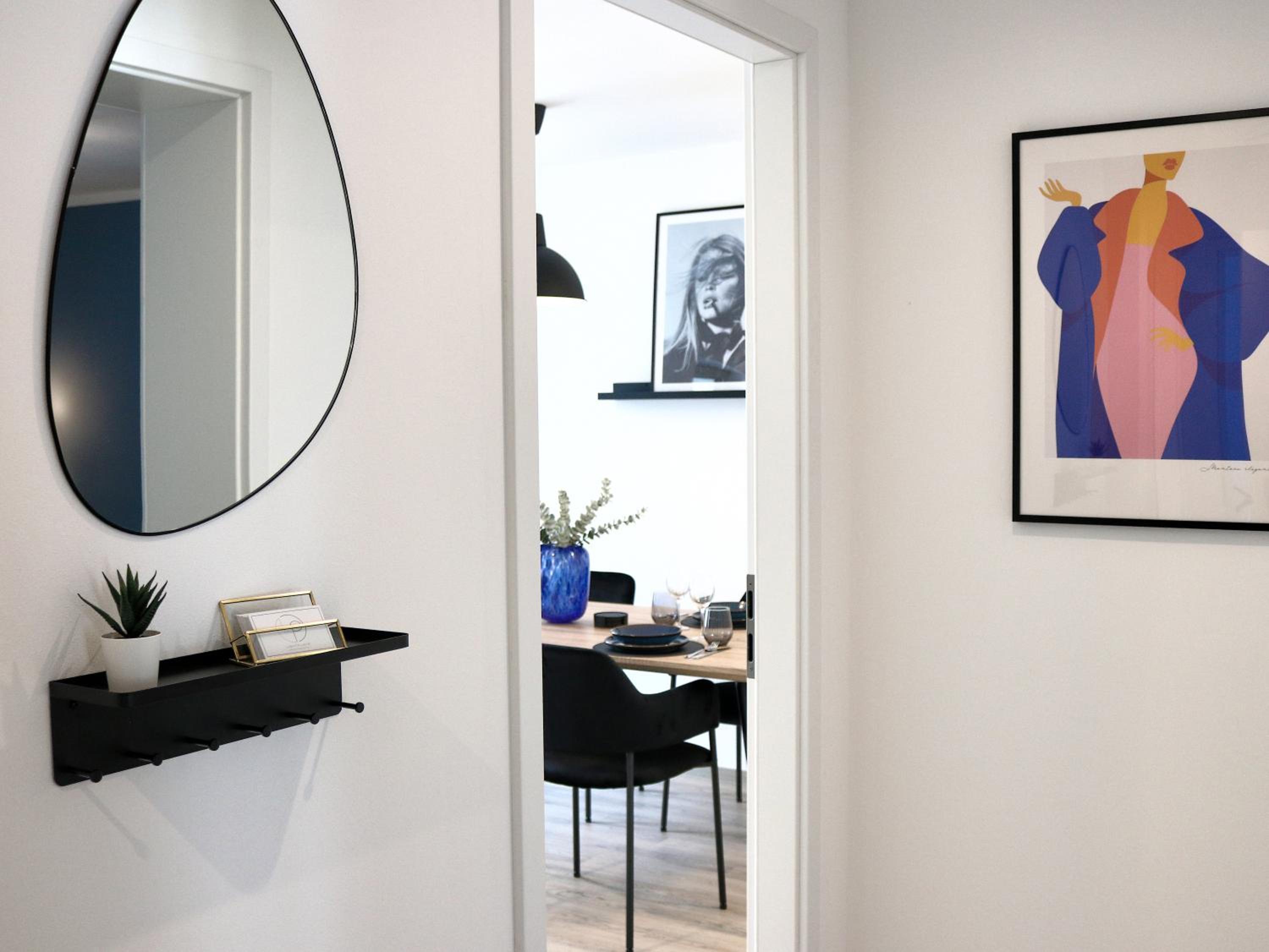 LIGHTPLACE • Design • Boxspring • Balkon • 2 Smart TV •Innenstadt