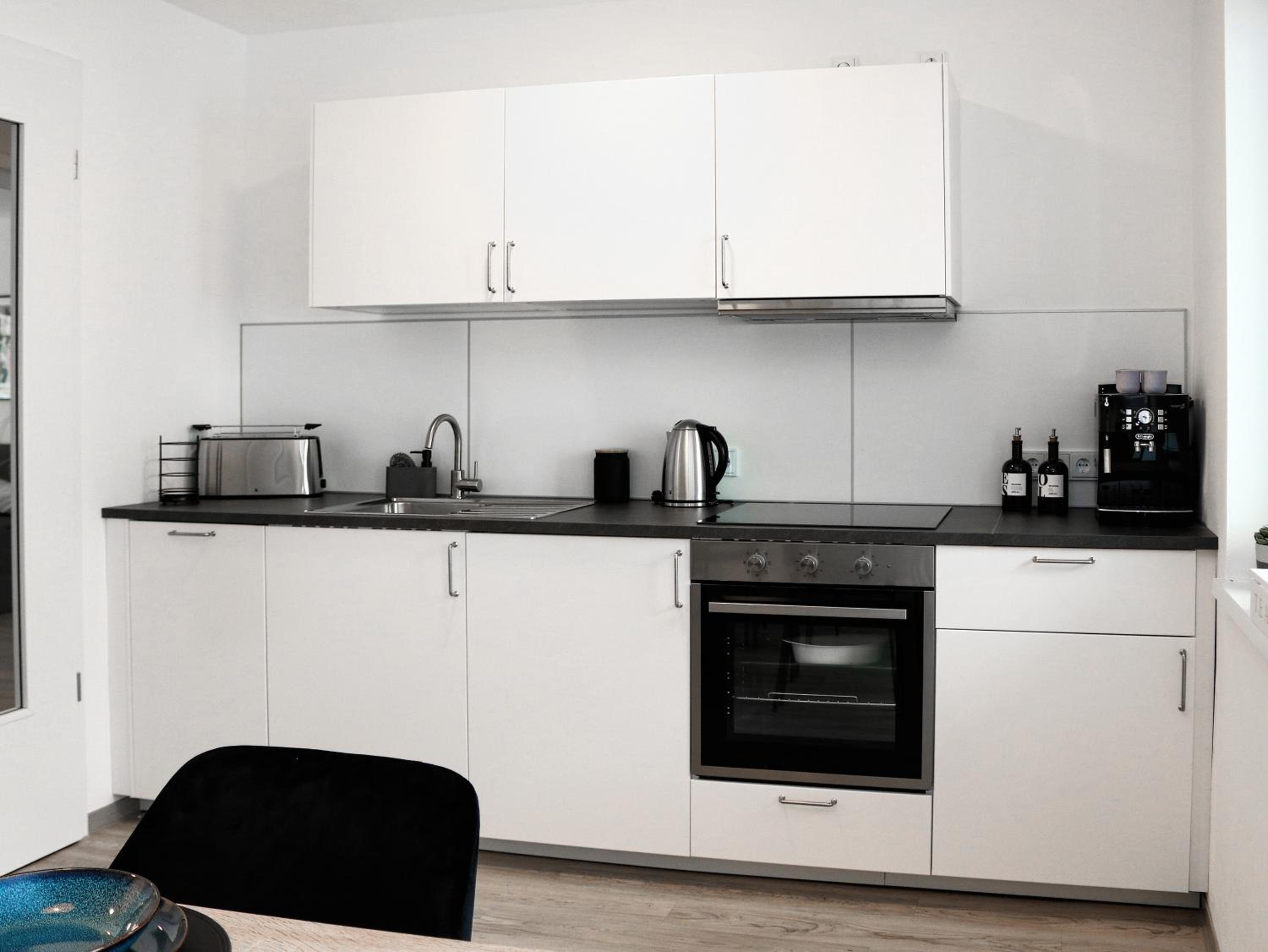 LIGHTPLACE • Design • Boxspring • Balkon • 2 Smart TV •Innenstadt