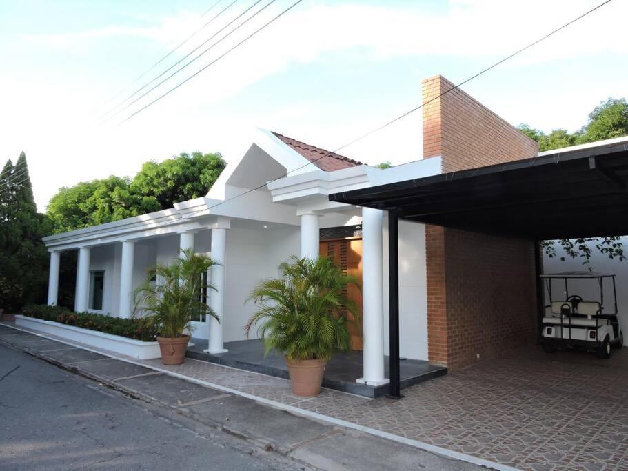 CASA EN CONDOMINIO EL PEÑON GIRARDOT 181